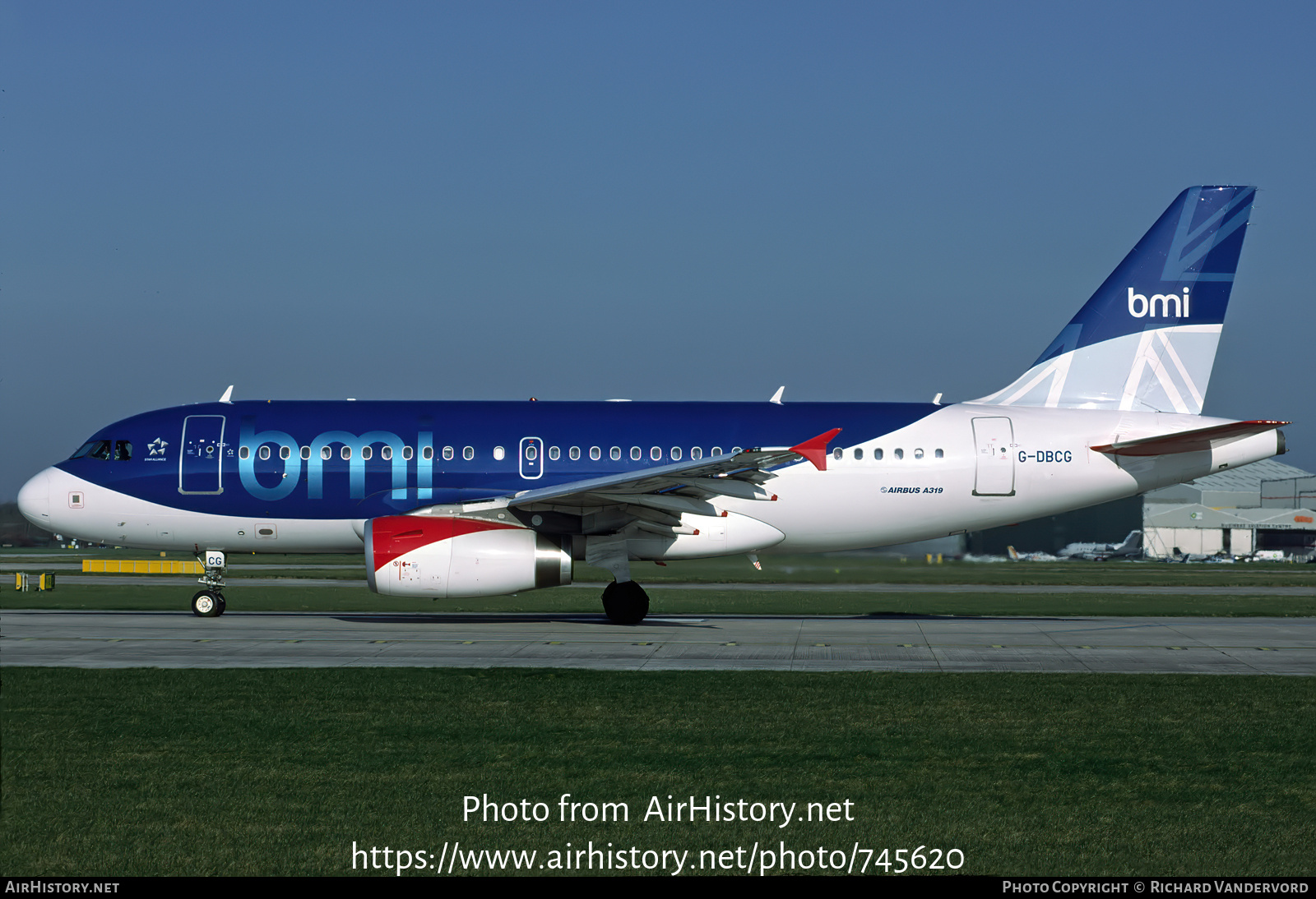 Aircraft Photo of G-DBCG | Airbus A319-131 | BMI - British Midland International | AirHistory.net #745620