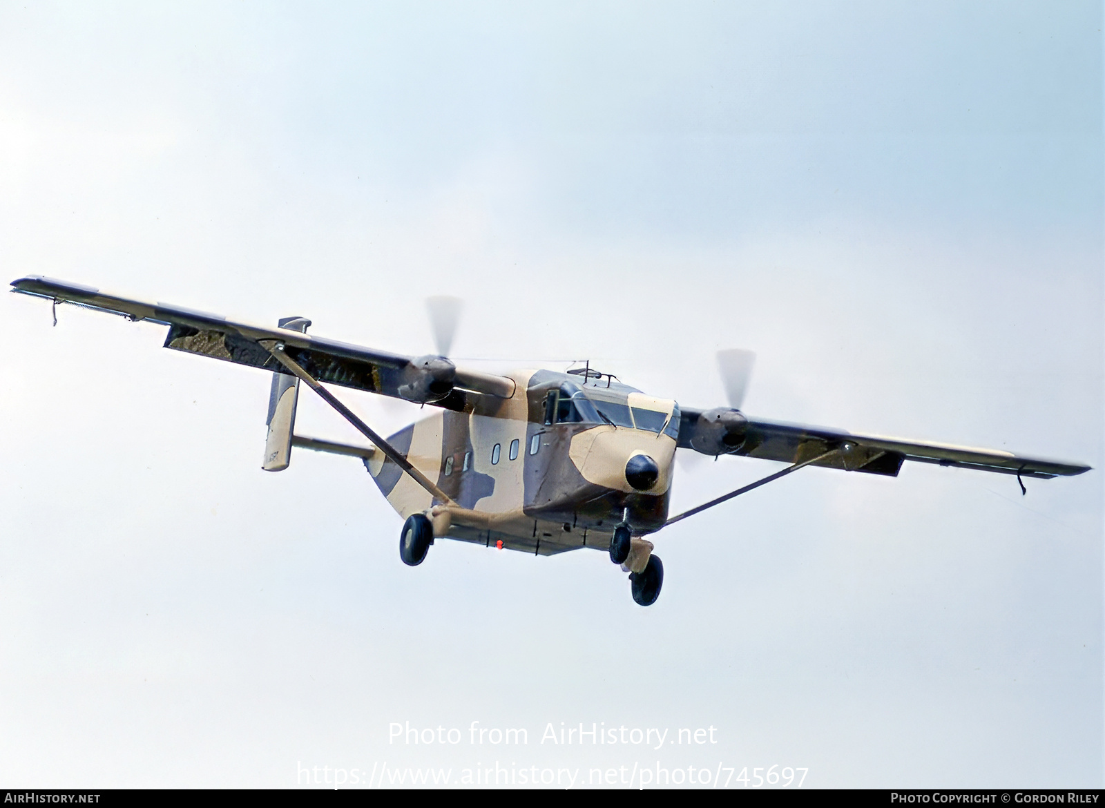 Aircraft Photo of G-AXPT | Short SC.7 Skyvan 3M-400 | AirHistory.net #745697