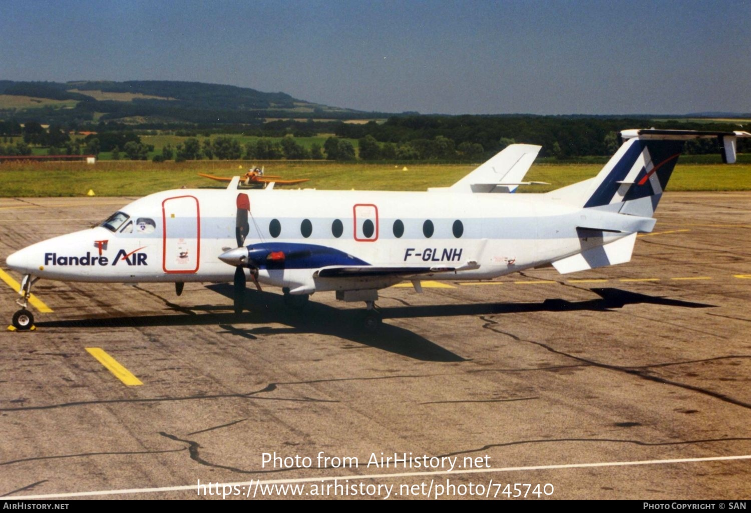 Aircraft Photo of F-GLNH | Beech 1900D | Flandre Air | AirHistory.net #745740