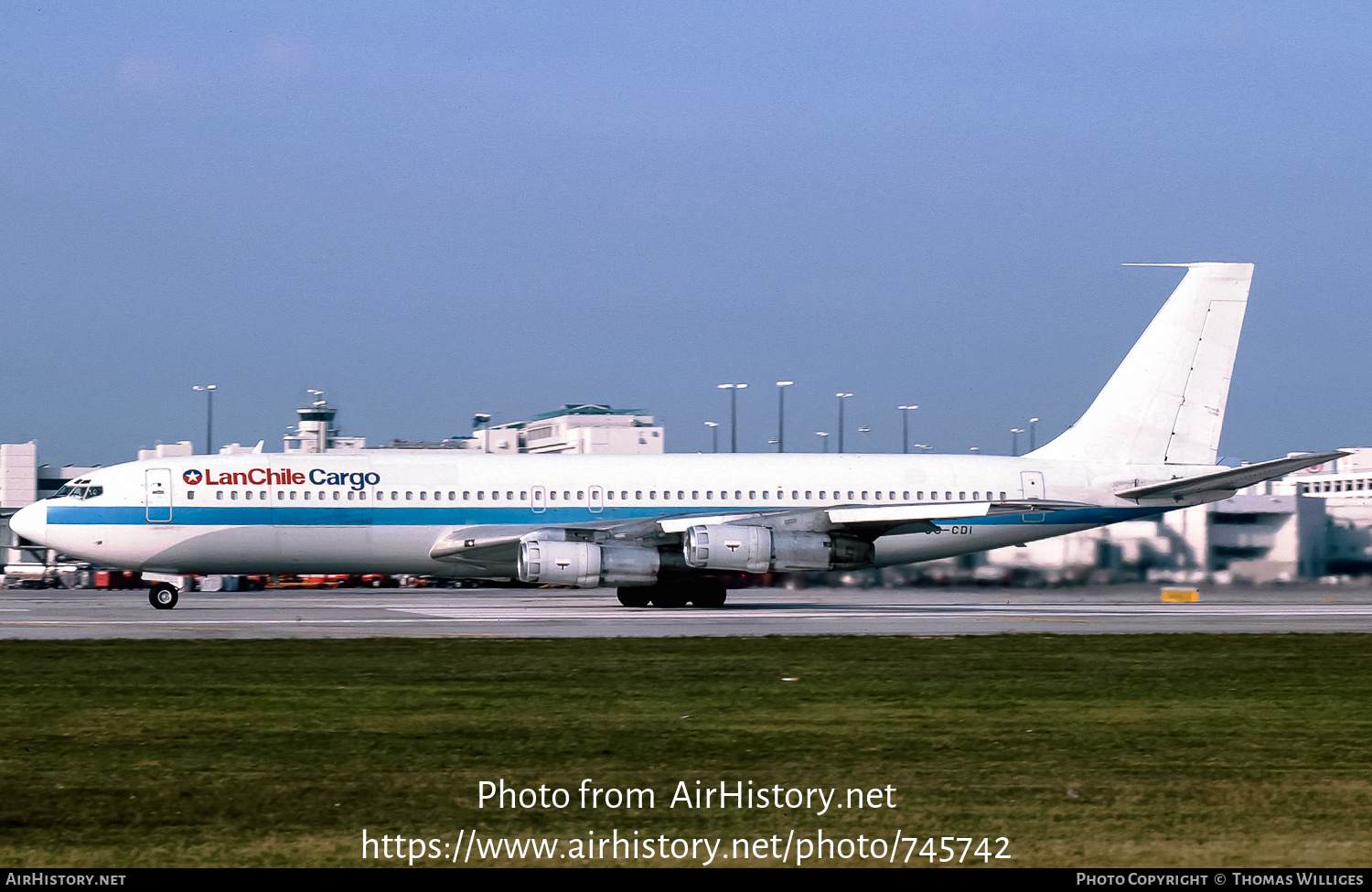 Aircraft Photo of CC-CDI | Boeing 707-323C | LAN Chile Cargo - Línea Aérea Nacional | AirHistory.net #745742