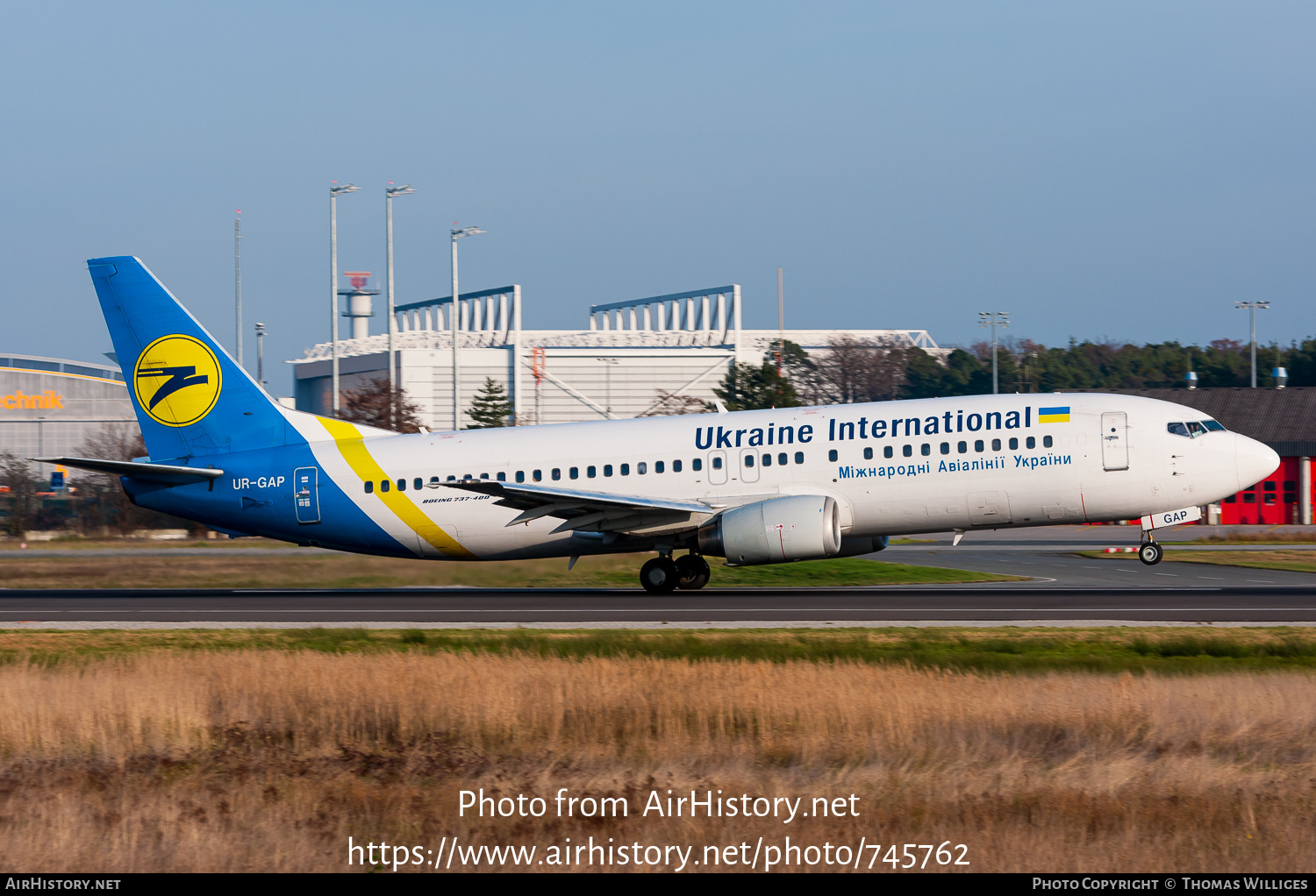 Aircraft Photo of UR-GAP | Boeing 737-4Z9 | Ukraine International Airlines | AirHistory.net #745762