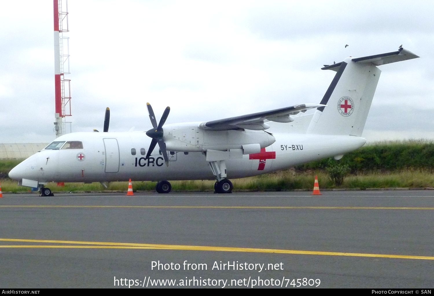 Aircraft Photo of 5Y-BXU | De Havilland Canada DHC-8-106 Dash 8 | ICRC - International Committee of the Red Cross | AirHistory.net #745809