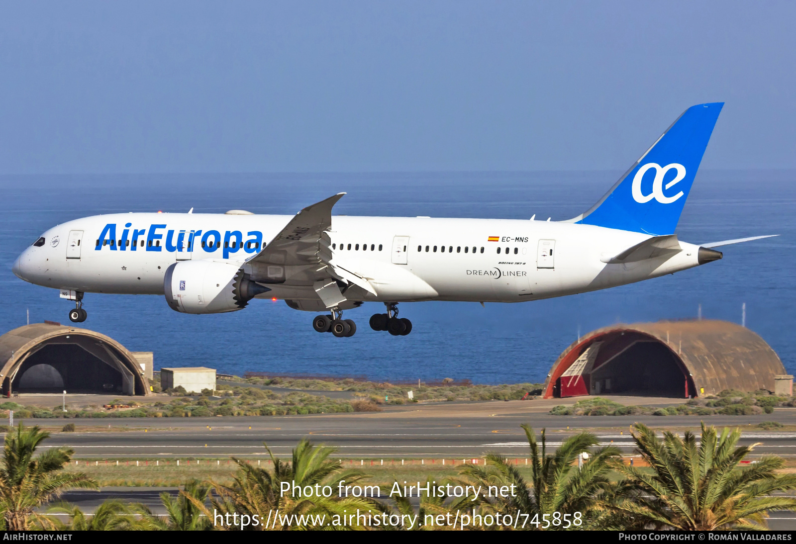 Aircraft Photo of EC-MNS | Boeing 787-8 Dreamliner | Air Europa | AirHistory.net #745858