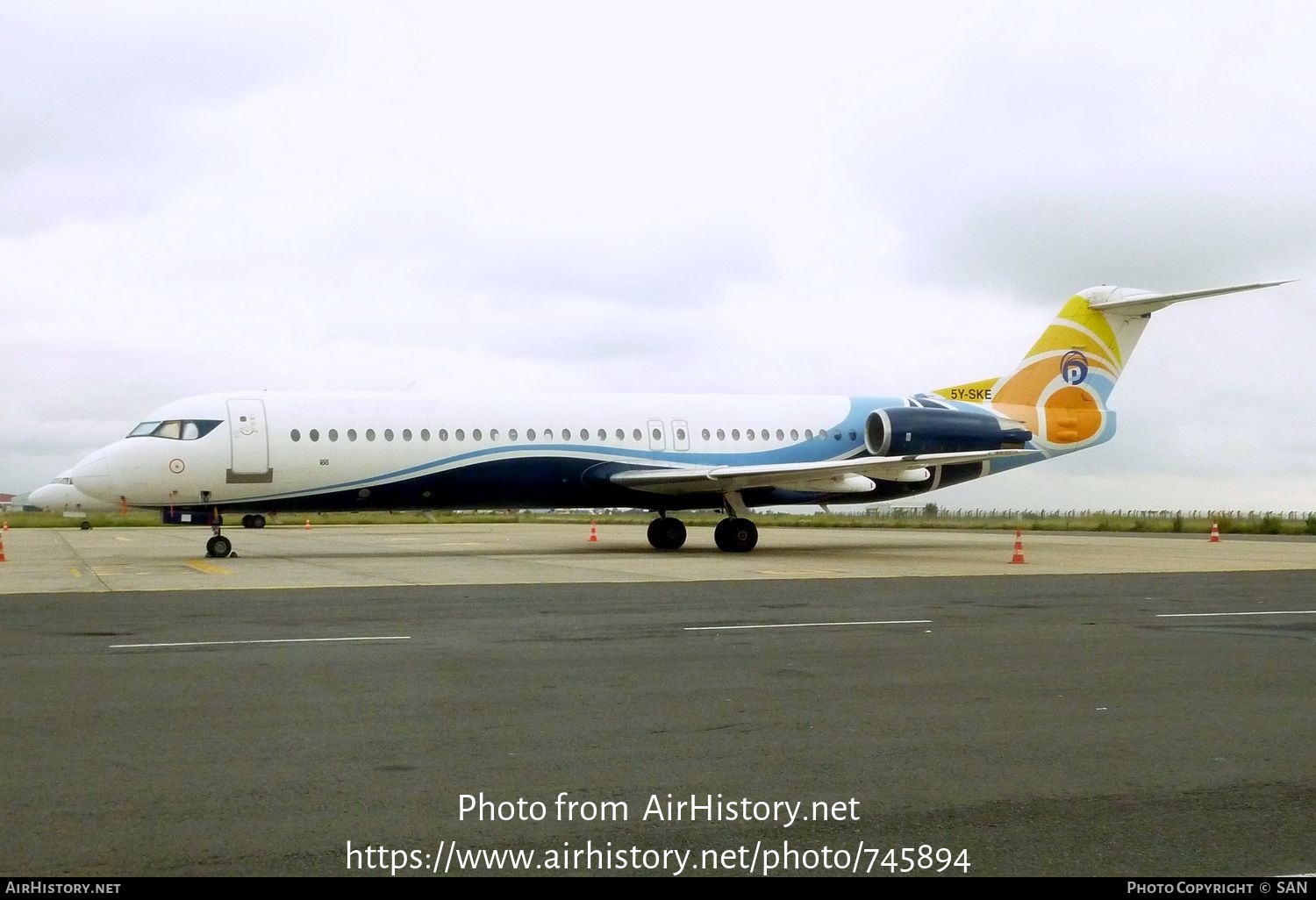 Aircraft Photo of 5Y-SKE | Fokker 100 (F28-0100) | AirHistory.net #745894