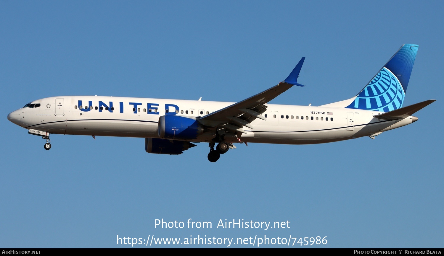 Aircraft Photo of N37556 | Boeing 737-9 Max 9 | United Airlines | AirHistory.net #745986