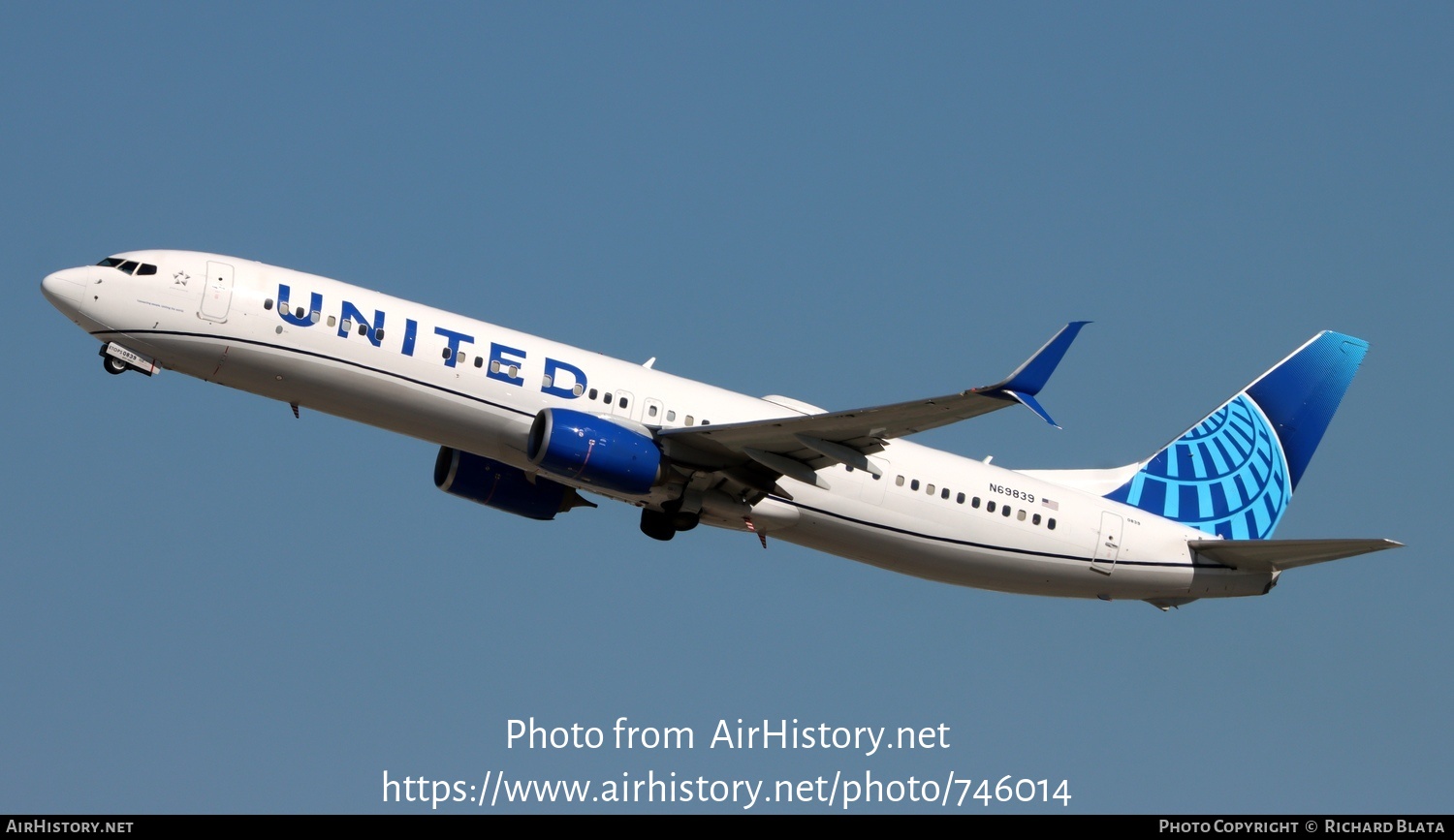 Aircraft Photo of N69839 | Boeing 737-924/ER | United Airlines | AirHistory.net #746014