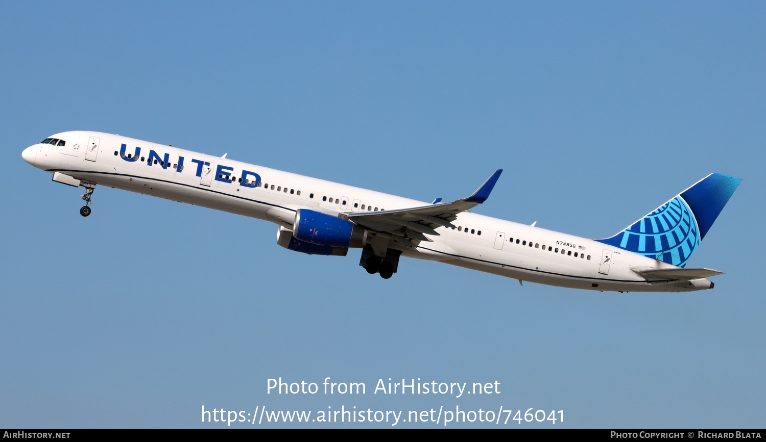 Aircraft Photo of N74856 | Boeing 757-324 | United Airlines | AirHistory.net #746041