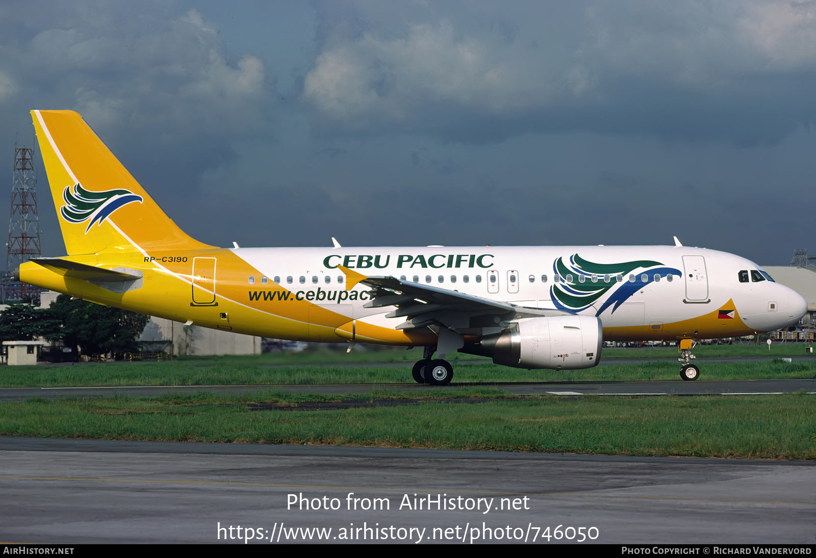 Aircraft Photo of RP-C3190 | Airbus A319-111 | Cebu Pacific Air | AirHistory.net #746050