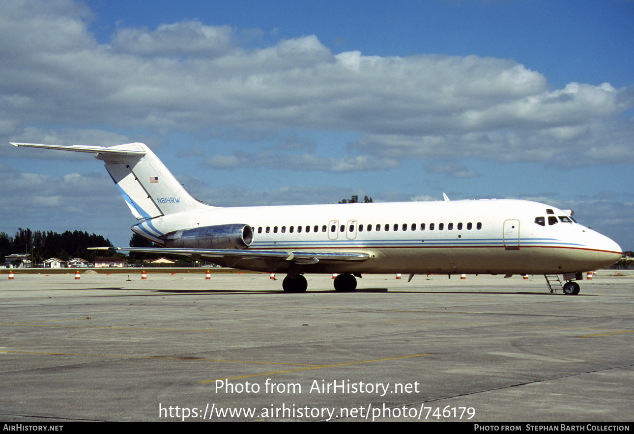 Aircraft Photo of N814RW | Douglas DC-9-15RC | AirHistory.net #746179