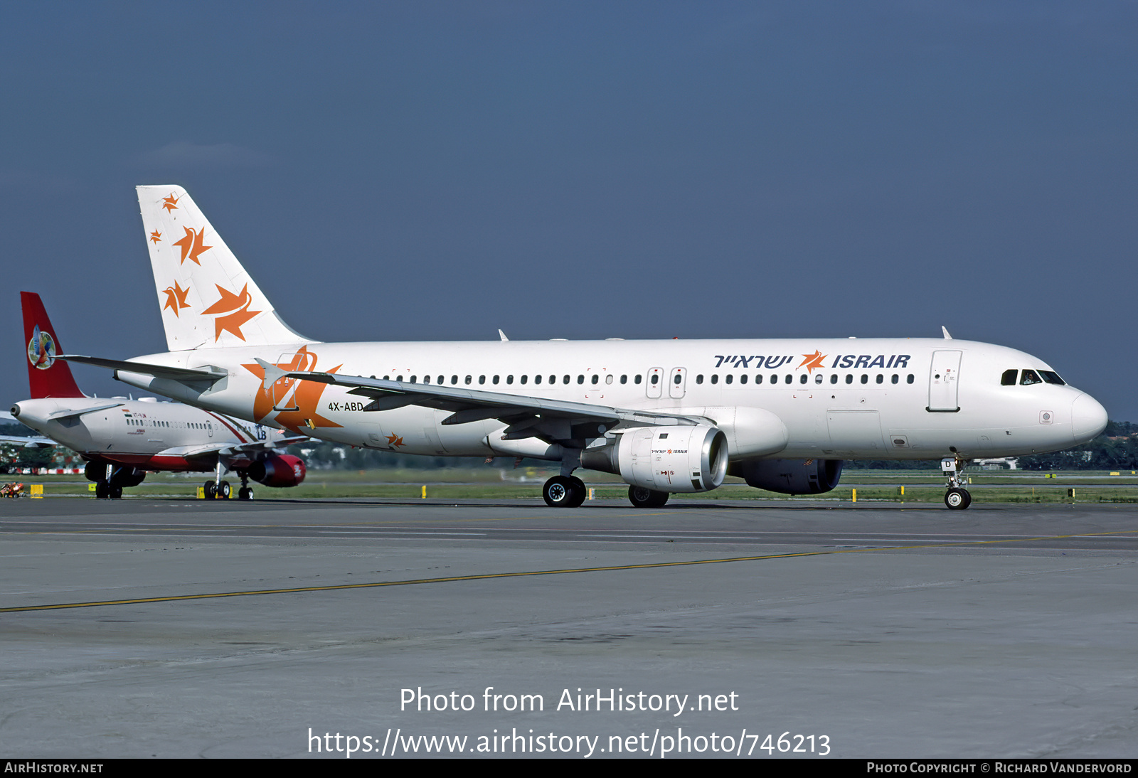 Aircraft Photo of 4X-ABD | Airbus A320-211 | Israir | AirHistory.net #746213