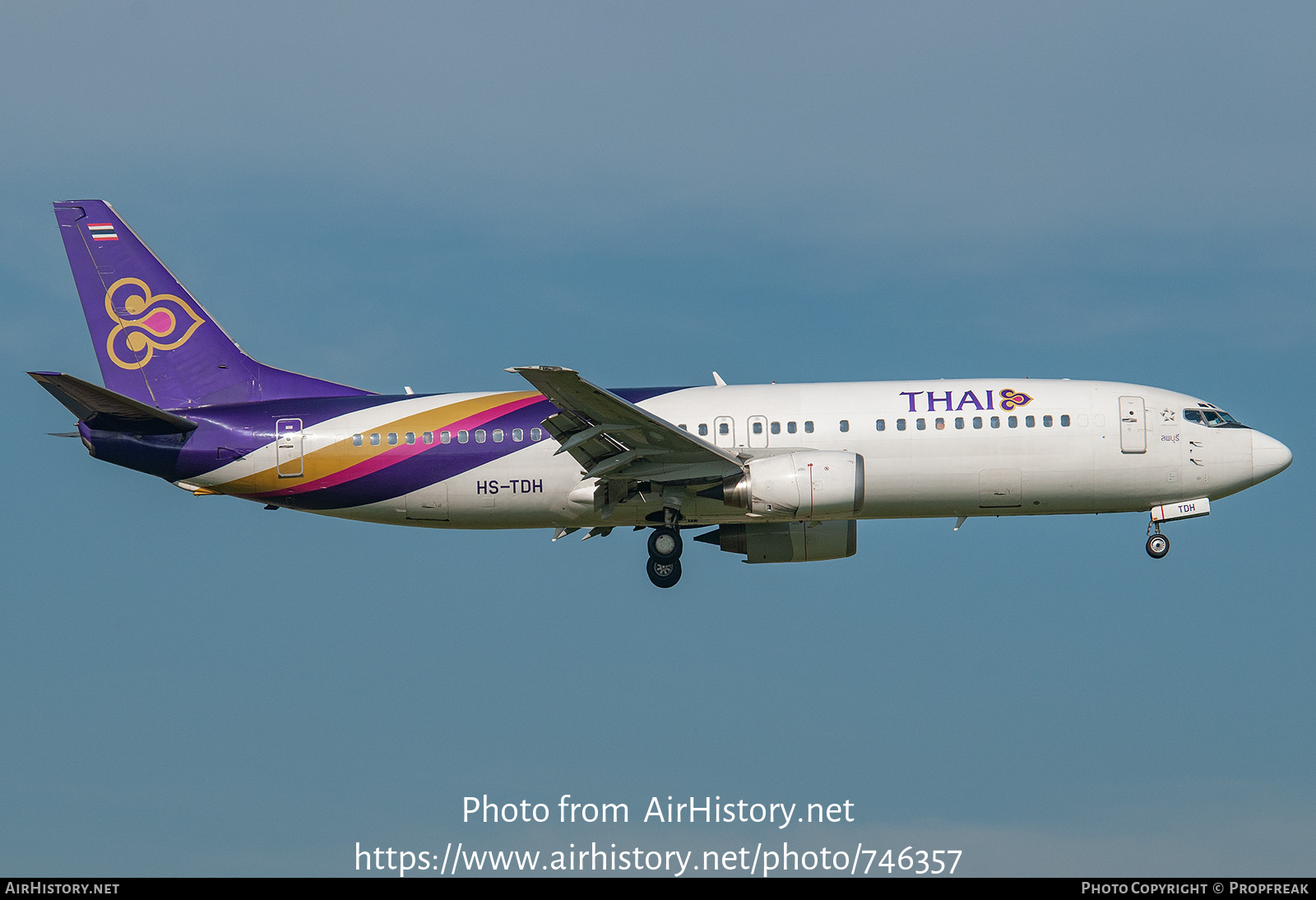 Aircraft Photo of HS-TDH | Boeing 737-4D7 | Thai Airways International | AirHistory.net #746357