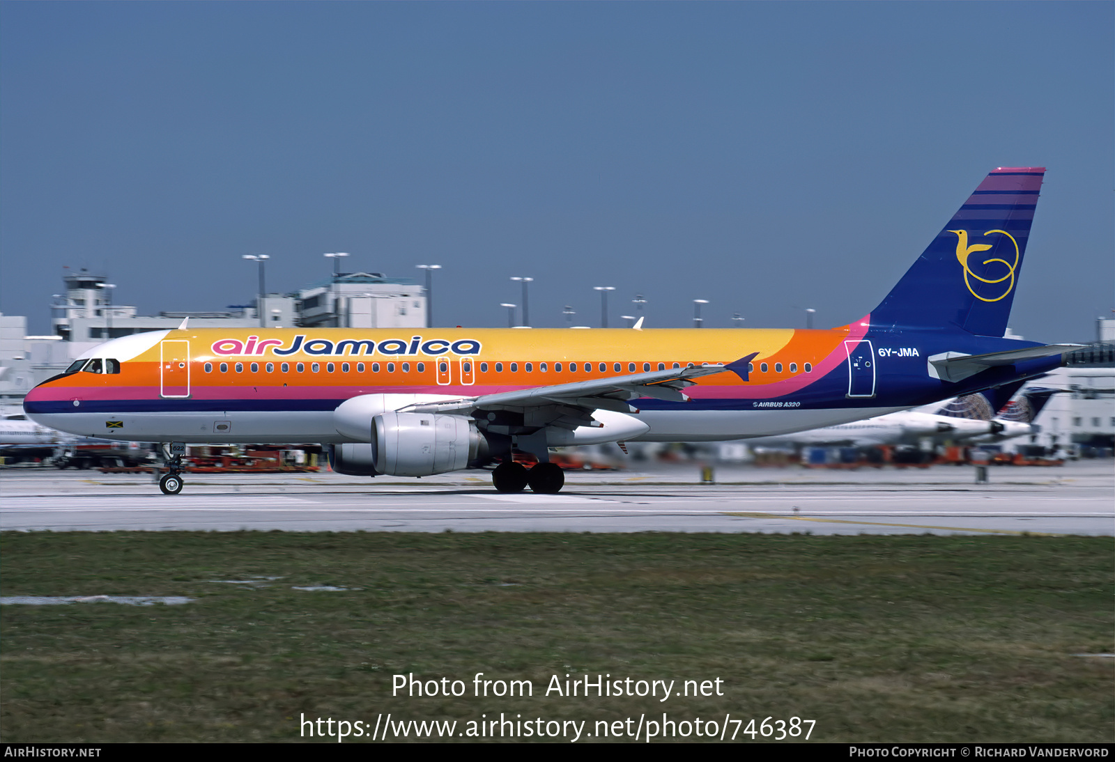 Aircraft Photo of 6Y-JMA | Airbus A320-212 | Air Jamaica | AirHistory.net #746387