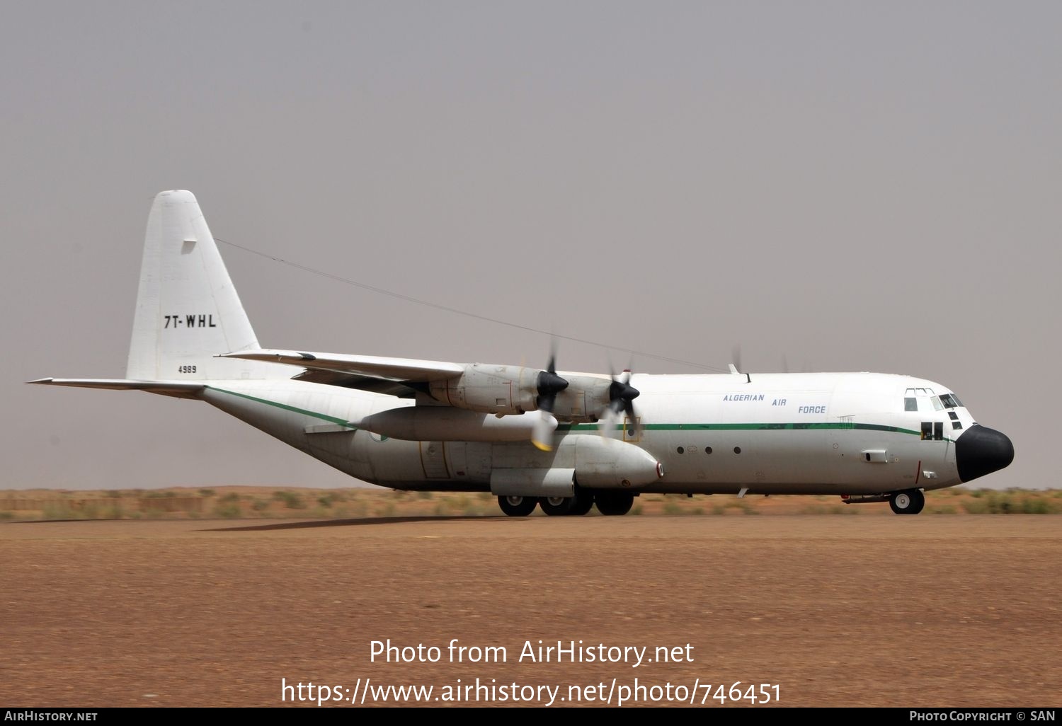 Aircraft Photo of 7T-WHL / 4989 | Lockheed C-130H-30 Hercules (L-382) | Algeria - Air Force | AirHistory.net #746451