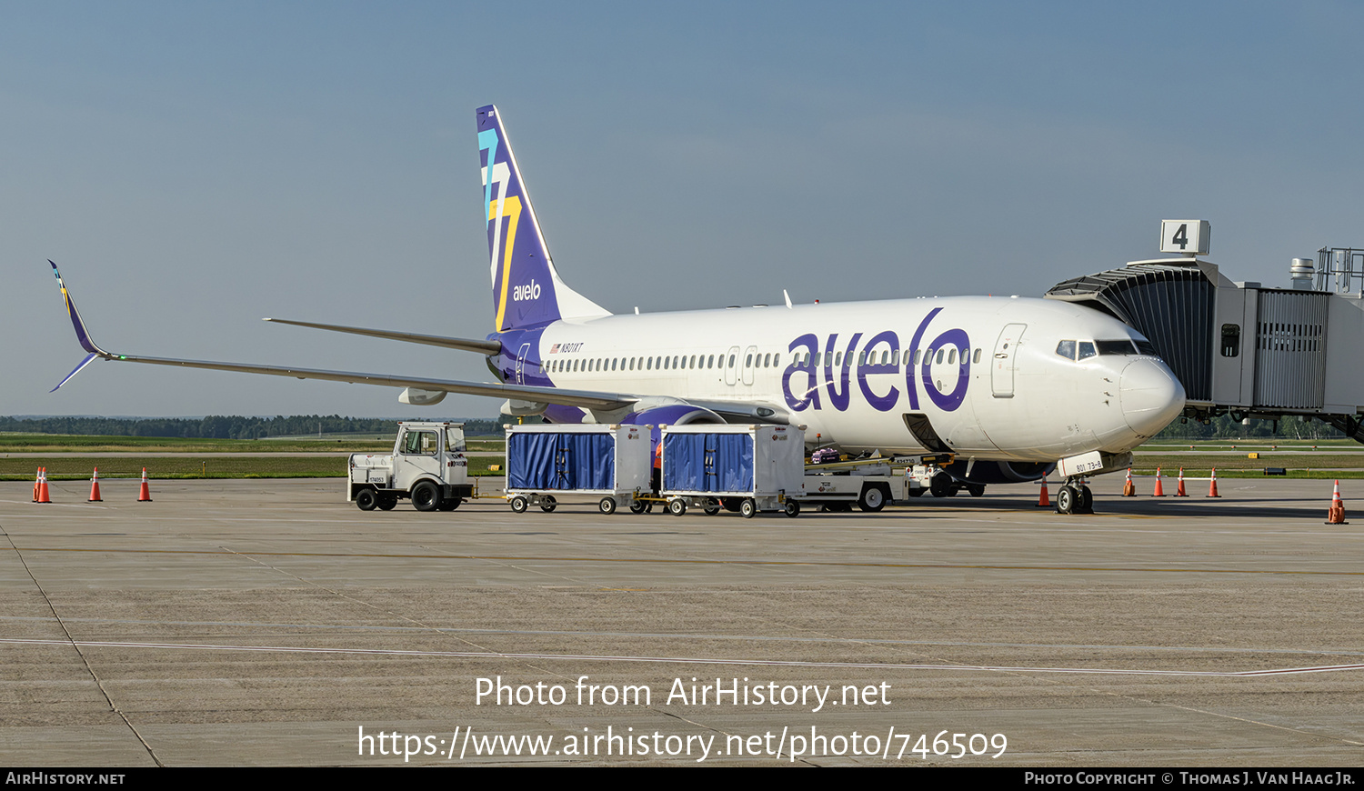 Aircraft Photo of N801XT | Boeing 737-86N | Avelo Airlines | AirHistory.net #746509