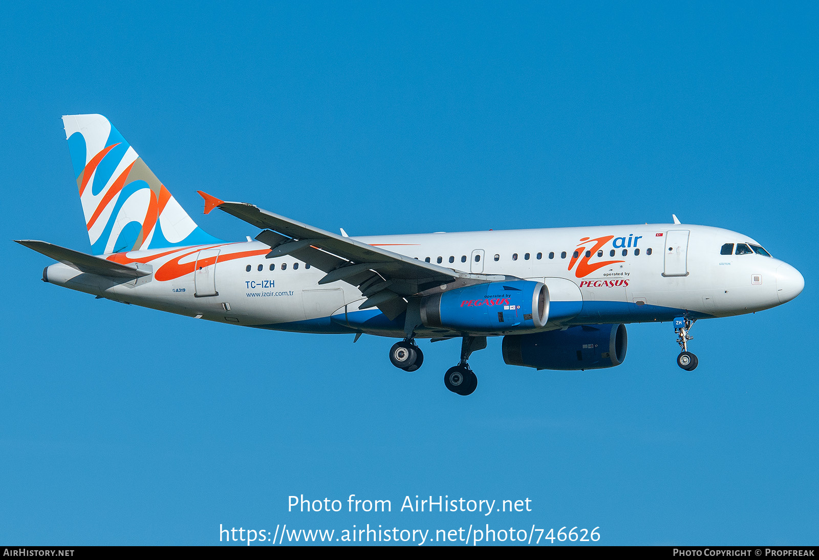 Aircraft Photo of TC-IZH | Airbus A319-131 | IZAir - Izmir Hava Yollari | AirHistory.net #746626