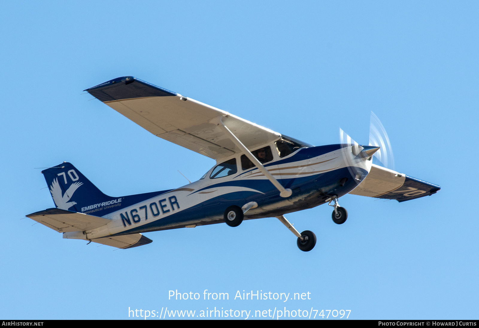 Aircraft Photo of N670ER | Cessna 172S Skyhawk SP | Embry-Riddle Aeronautical University | AirHistory.net #747097