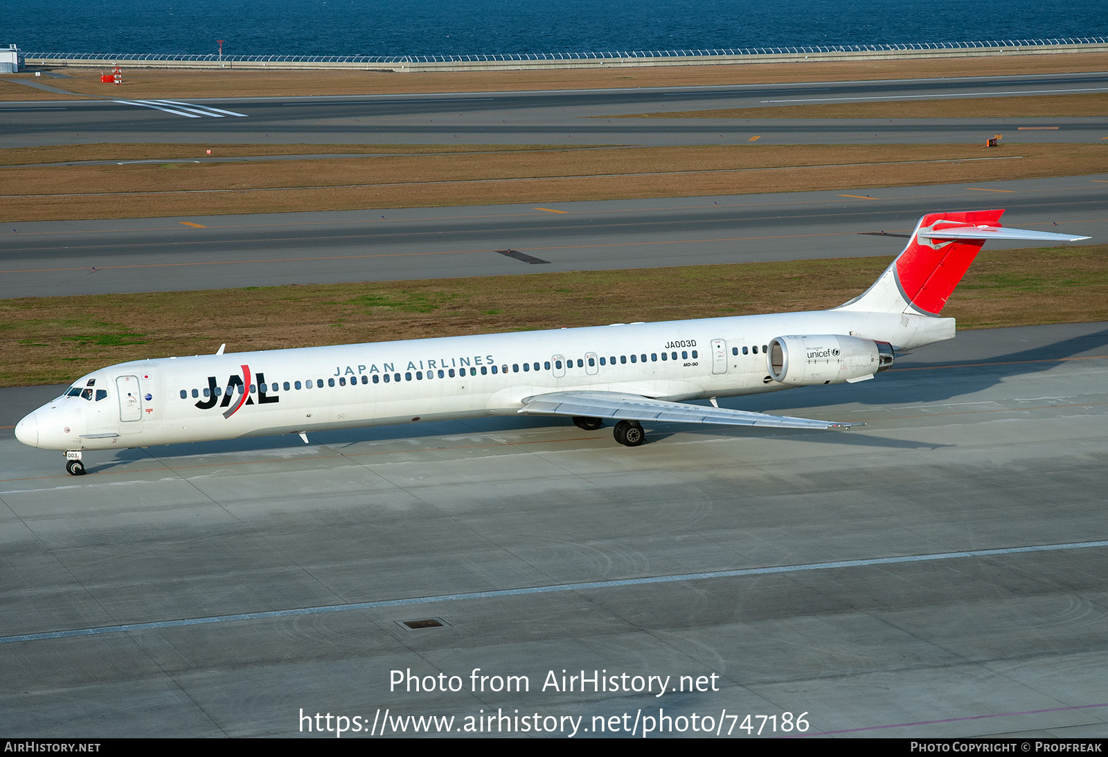 Aircraft Photo of JA003D | McDonnell Douglas MD-90-30 | Japan Airlines - JAL | AirHistory.net #747186