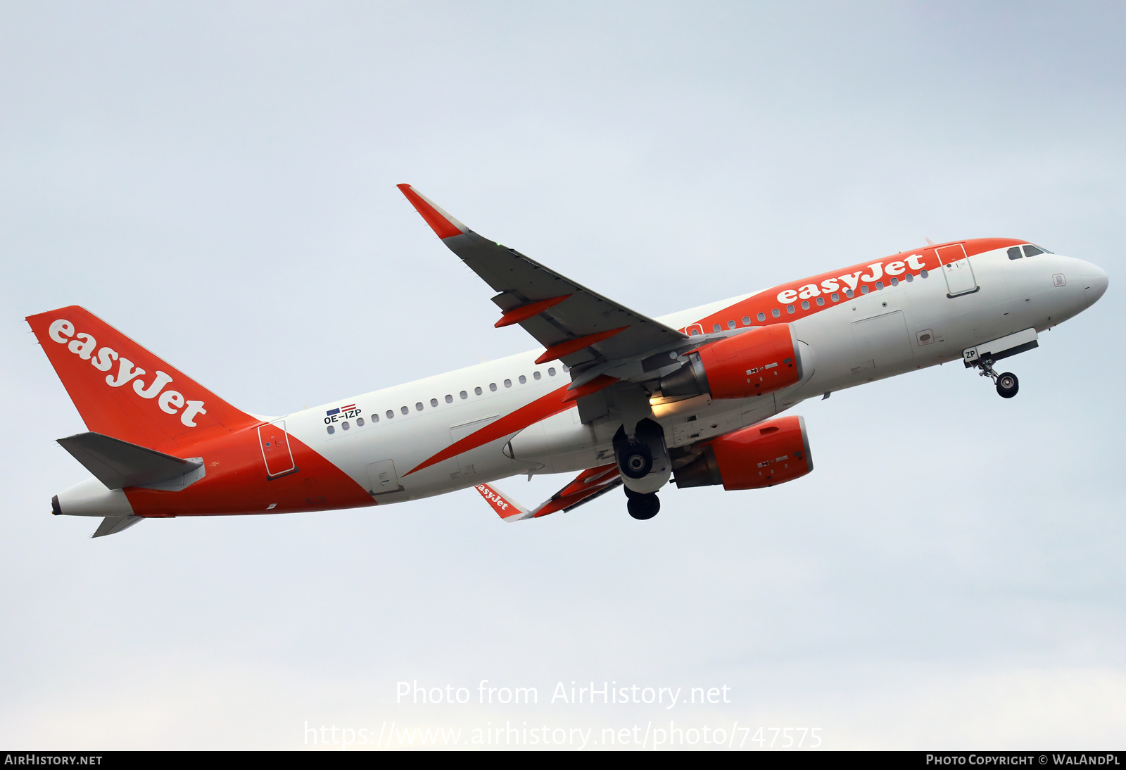 Aircraft Photo of OE-IZP | Airbus A320-214 | EasyJet | AirHistory.net #747575