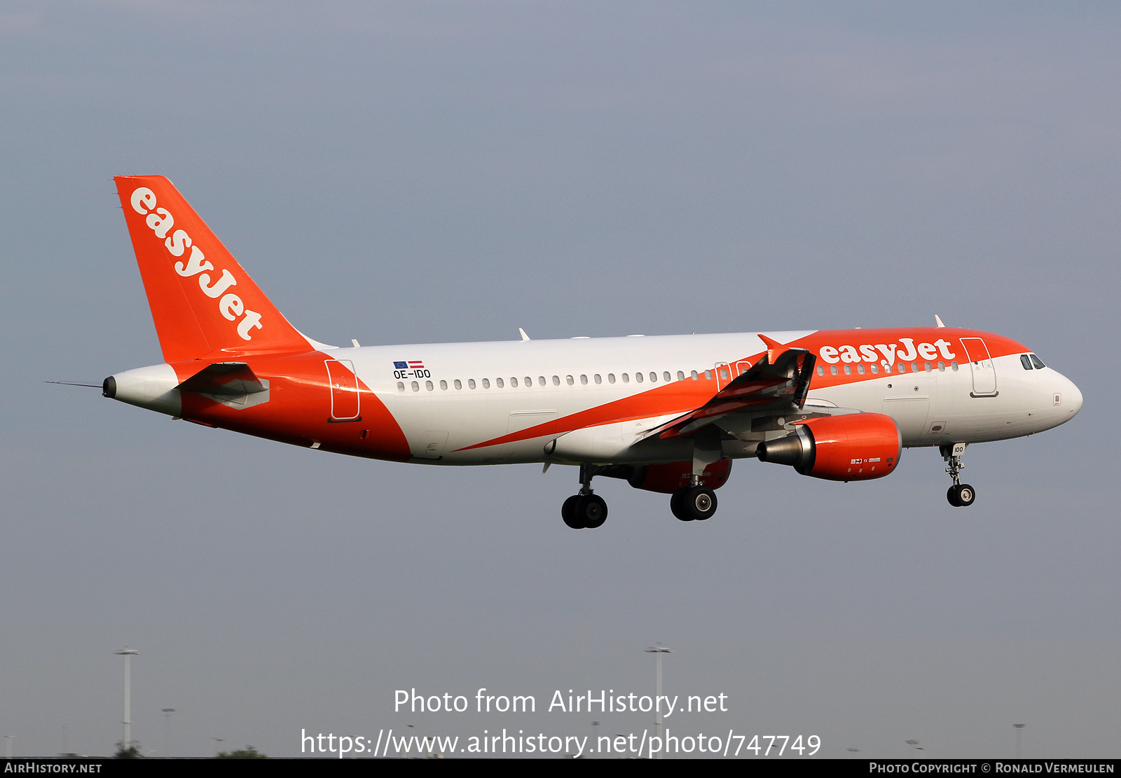 Aircraft Photo of OE-IDO | Airbus A320-214 | EasyJet | AirHistory.net #747749