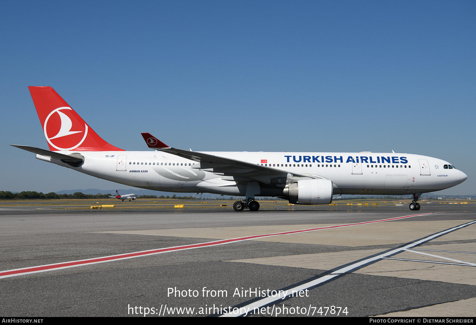 Aircraft Photo of TC-JIP | Airbus A330-223 | Turkish Airlines | AirHistory.net #747874