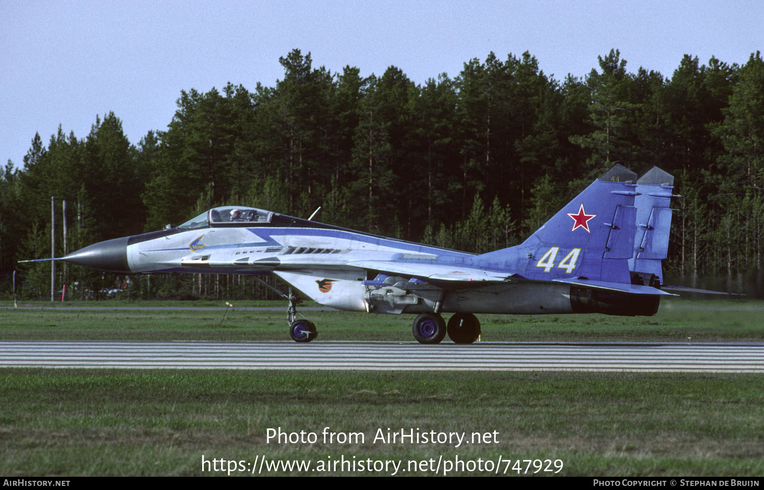 Aircraft Photo of 44 | Mikoyan-Gurevich MiG-29 | Russia - Air Force | AirHistory.net #747929