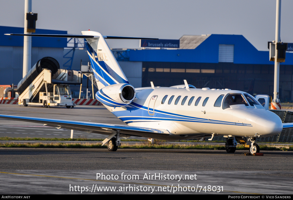 Aircraft Photo of M-MIKE | Cessna 525B CitationJet CJ3 | AirHistory.net #748031