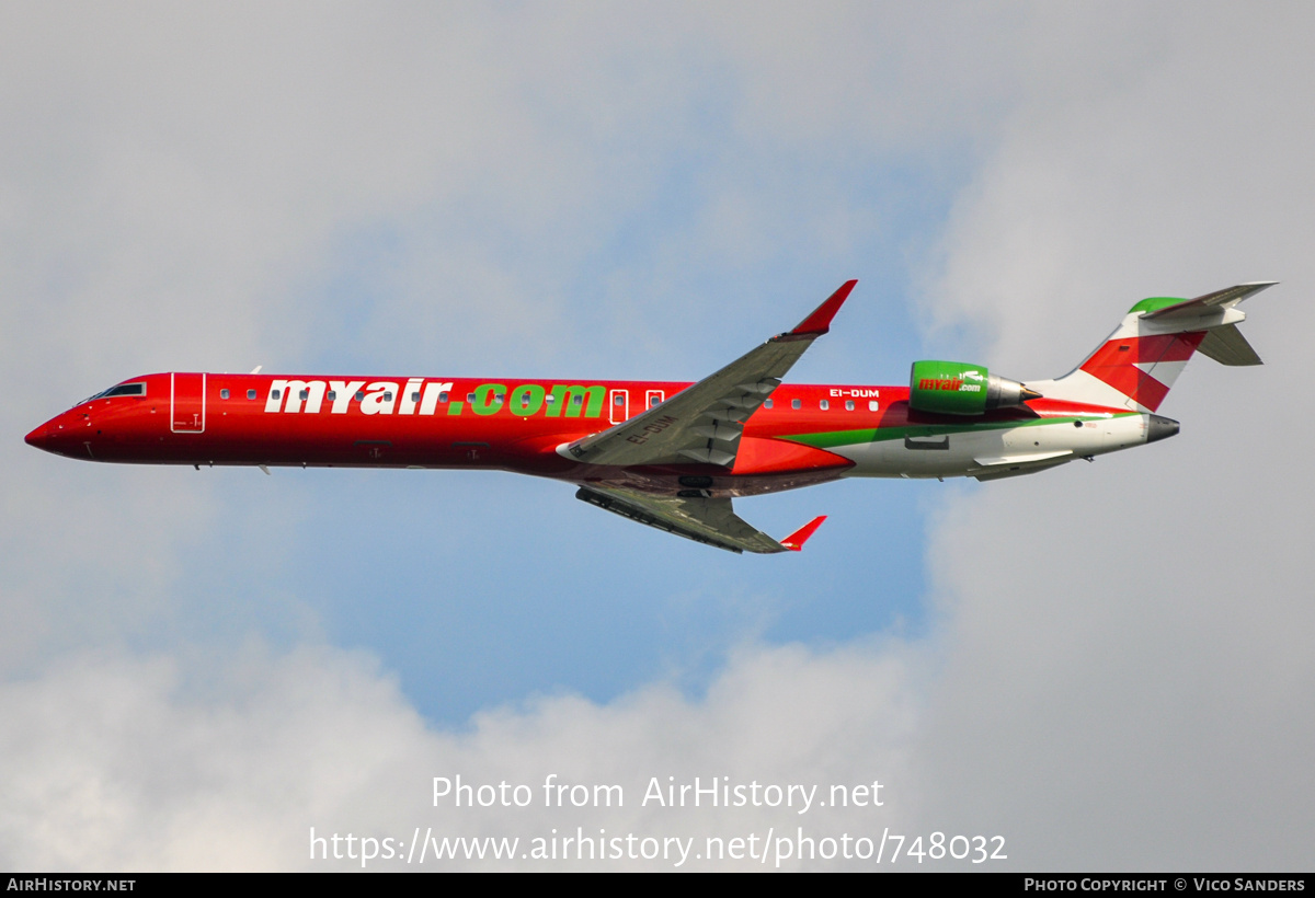 Aircraft Photo of EI-DUM | Bombardier CRJ-900ER (CL-600-2D24) | Myair | AirHistory.net #748032