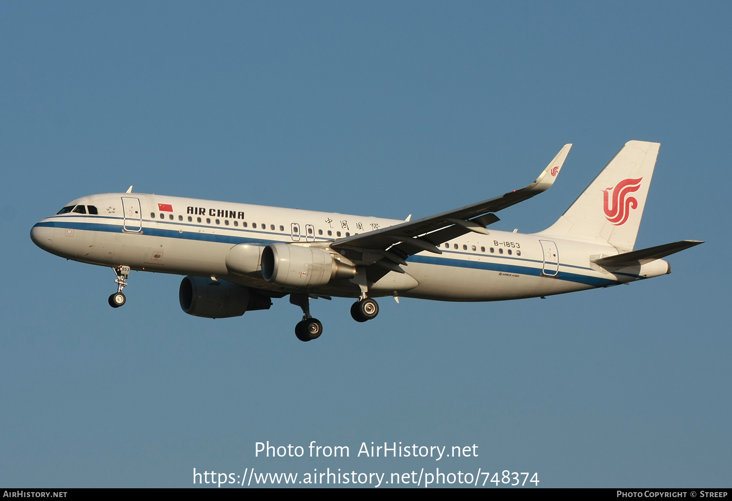 Aircraft Photo of B-1853 | Airbus A320-214 | Air China | AirHistory.net #748374