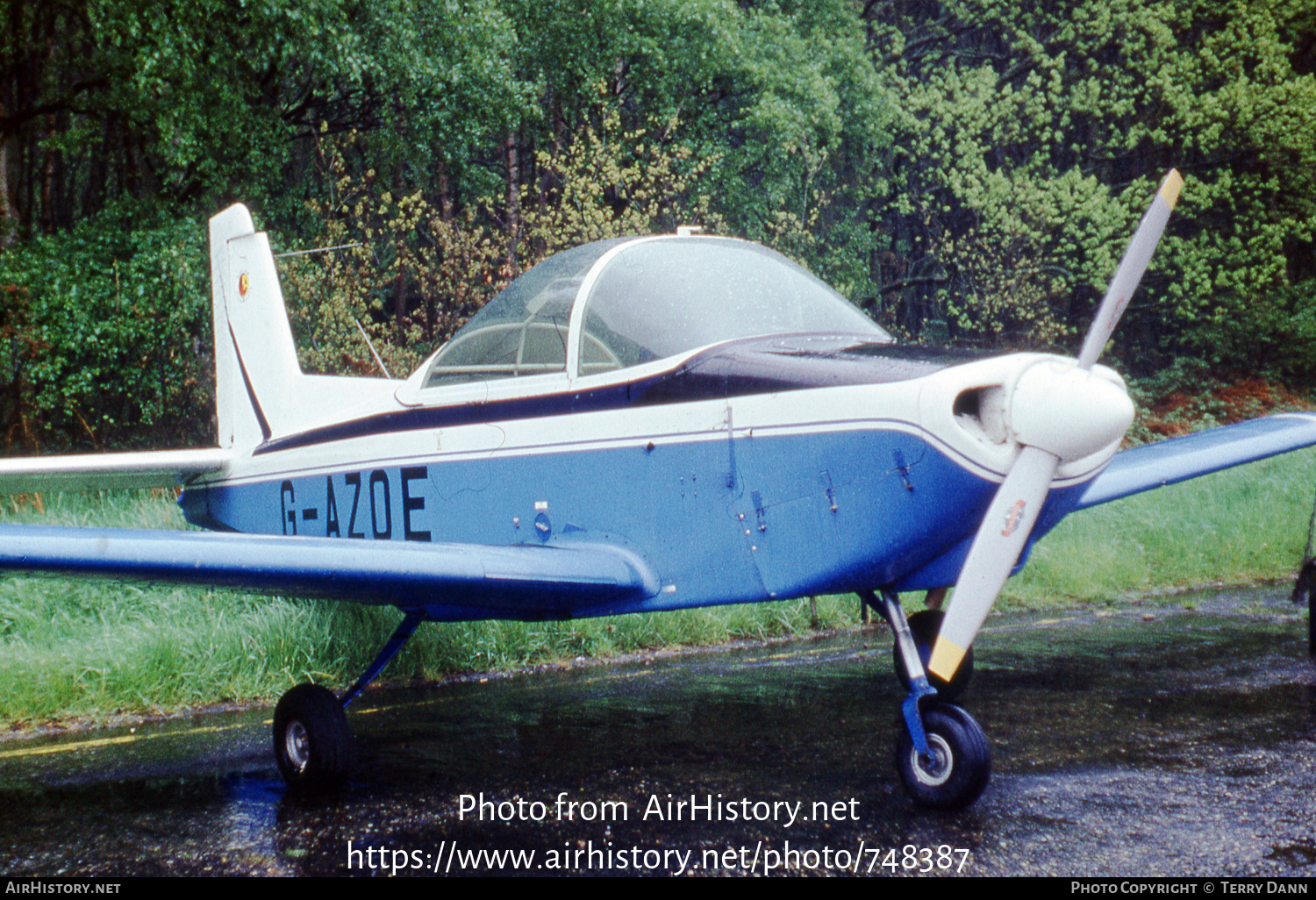 Aircraft Photo of G-AZOE | AESL Glos-Airtourer Series 115 | AirHistory.net #748387