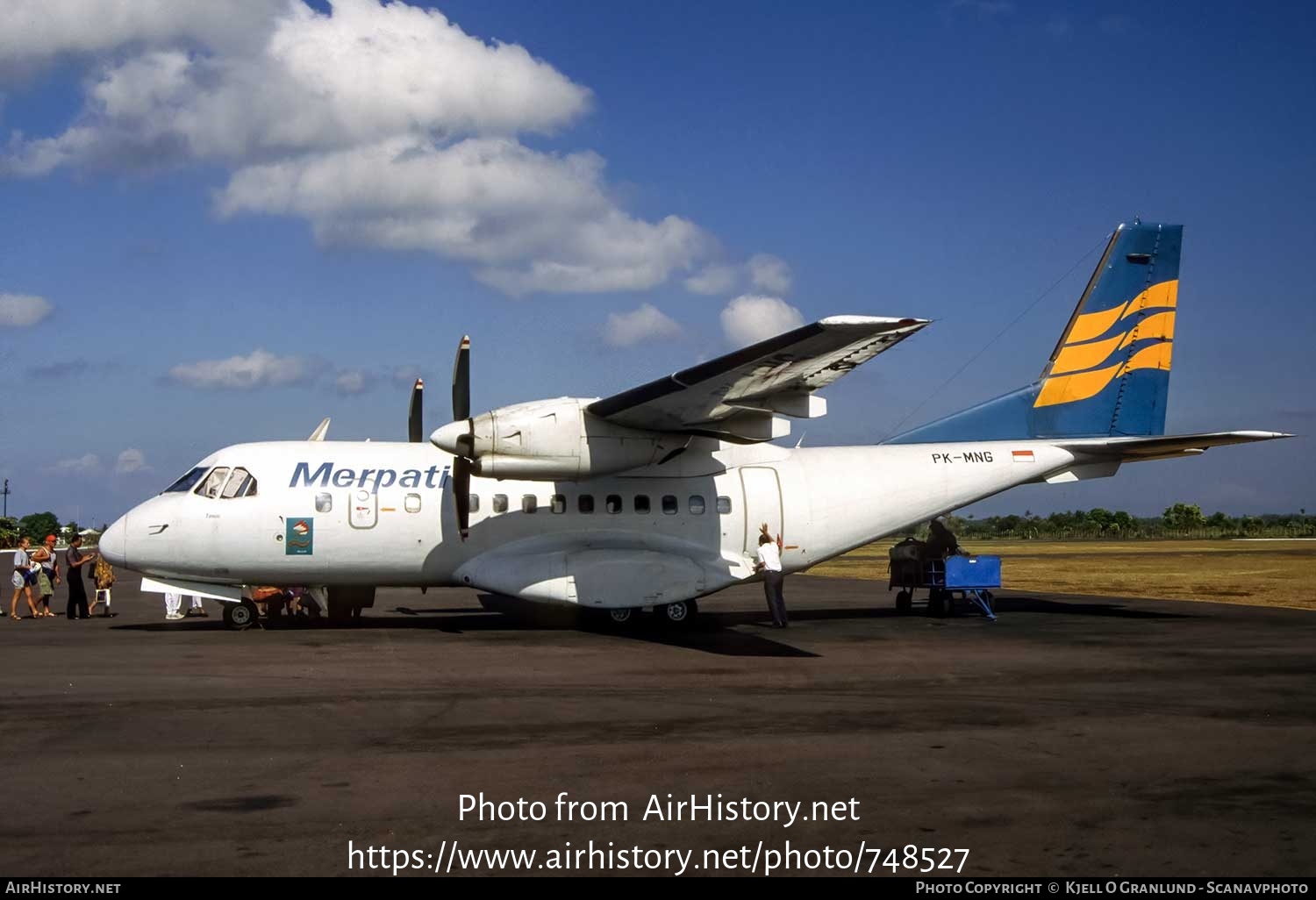 Aircraft Photo of PK-MNG | CASA/IPTN CN235-10 | Merpati Nusantara Airlines | AirHistory.net #748527