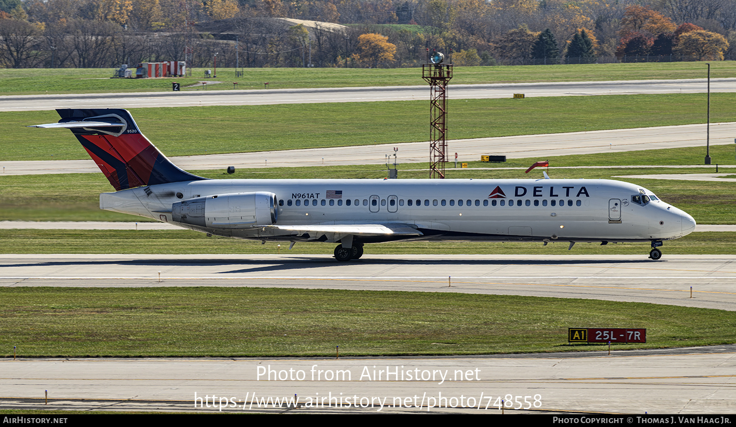 Aircraft Photo of N961AT | Boeing 717-2BD | Delta Air Lines | AirHistory.net #748558