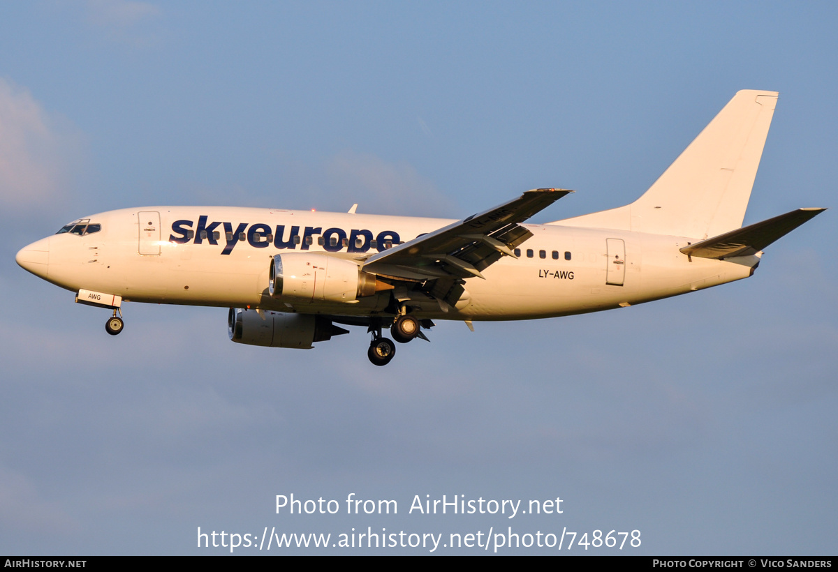 Aircraft Photo of LY-AWG | Boeing 737-522 | SkyEurope Airlines | AirHistory.net #748678