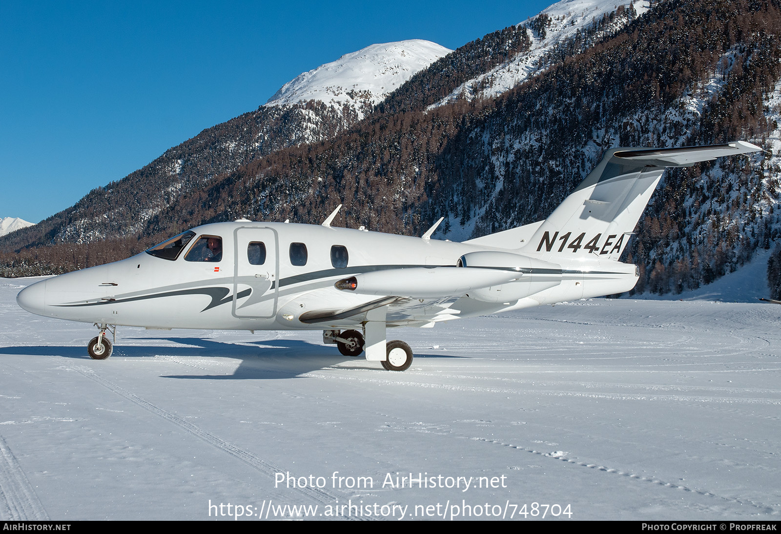 Aircraft Photo of N144EA | Eclipse 500 (EA500) | AirHistory.net #748704