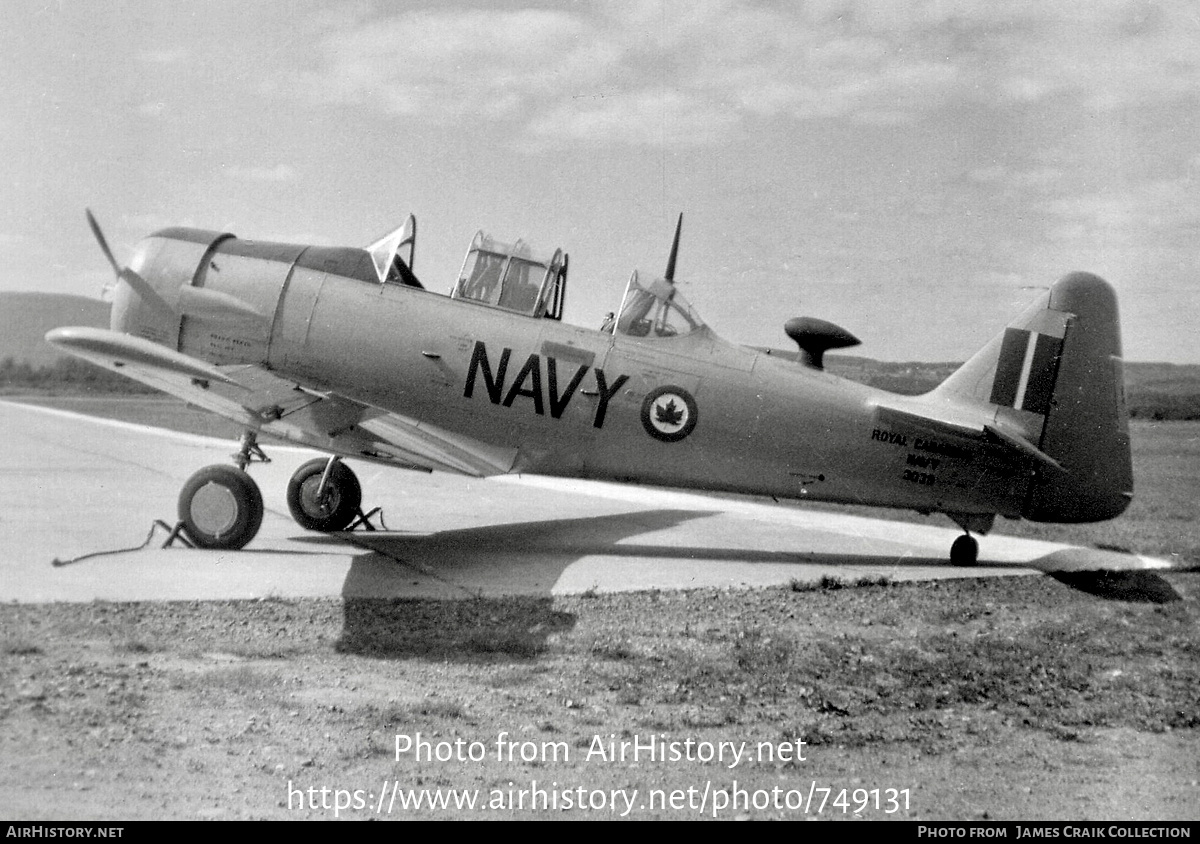 Aircraft Photo of 3039 | North American AT-16 Harvard IIB | Canada - Navy | AirHistory.net #749131