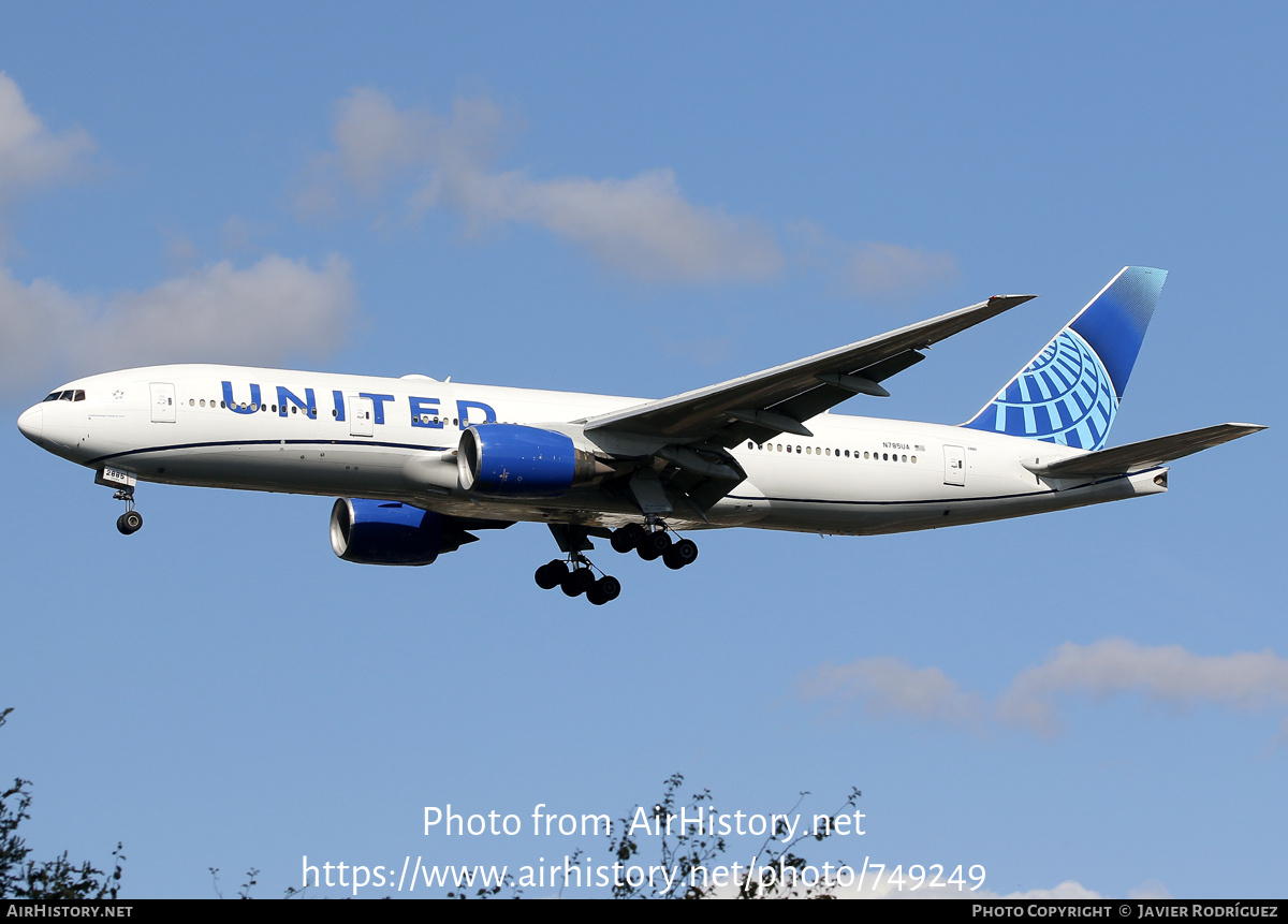 Aircraft Photo of N785UA | Boeing 777-222/ER | United Airlines | AirHistory.net #749249