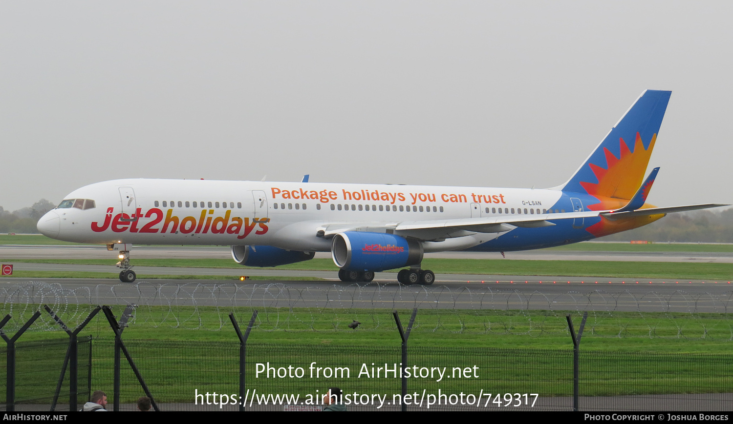 Aircraft Photo of G-LSAN | Boeing 757-2K2 | Jet2 Holidays | AirHistory.net #749317