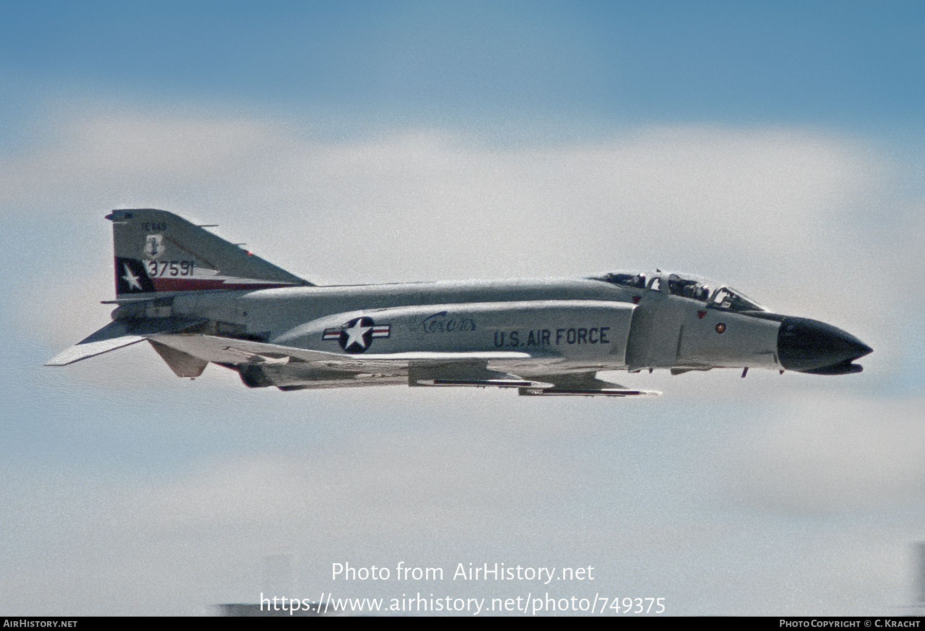 Aircraft Photo of 63-7591 / 37591 | McDonnell F-4C Phantom II | USA - Air Force | AirHistory.net #749375