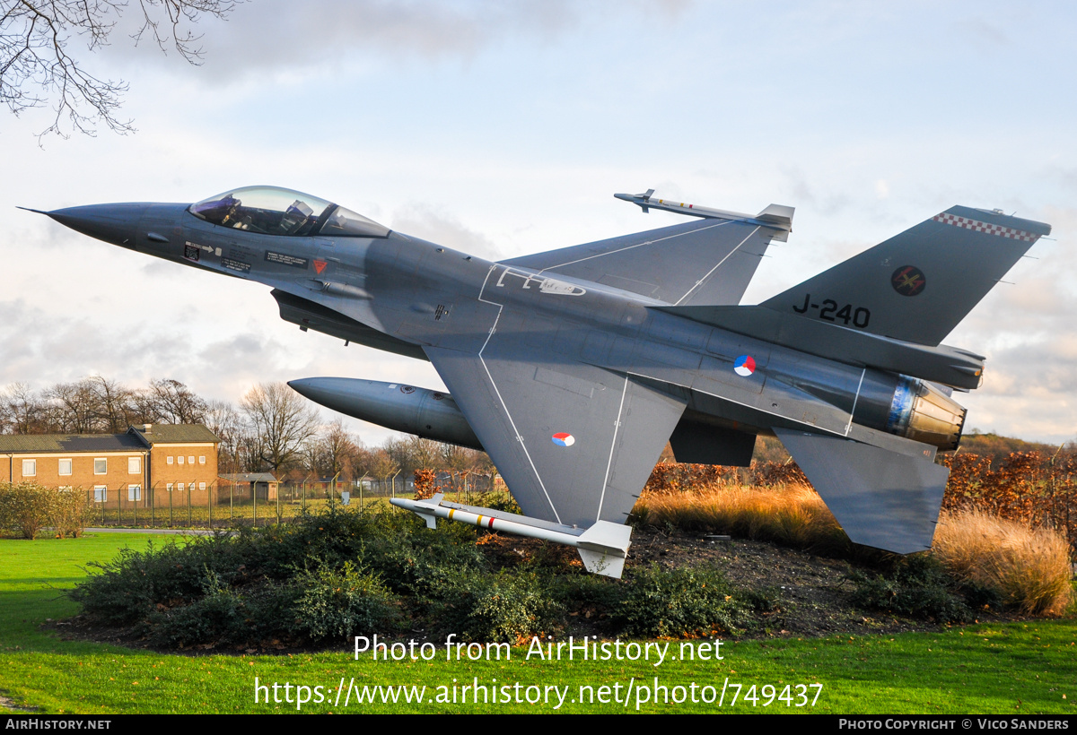 Aircraft Photo of J-240 | General Dynamics F-16A Fighting Falcon | Netherlands - Air Force | AirHistory.net #749437