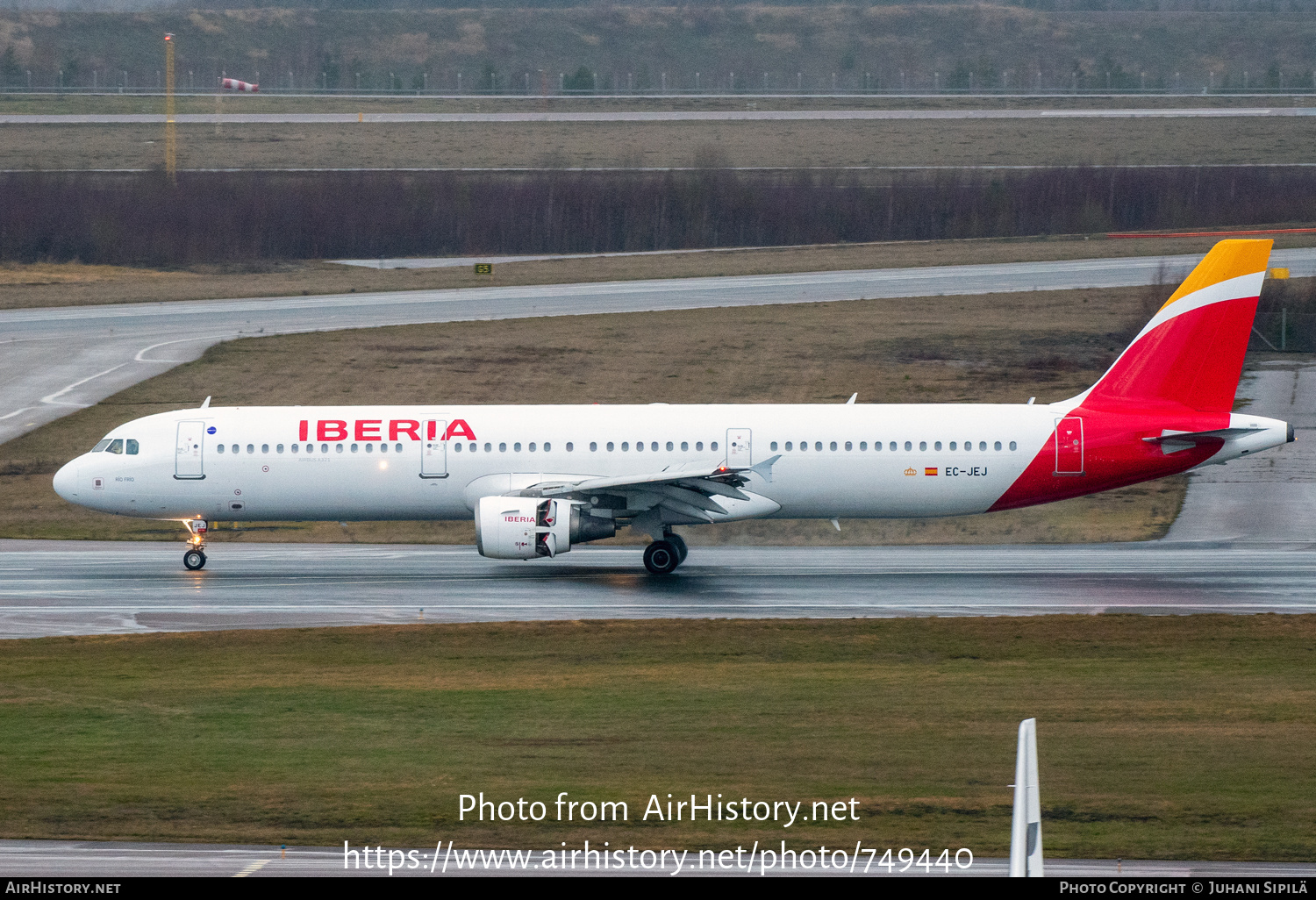 Aircraft Photo of EC-JEJ | Airbus A321-213 | Iberia | AirHistory.net #749440