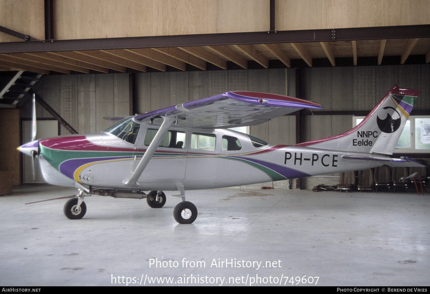 Aircraft Photo of PH-PCE | Cessna U206B Super Skywagon | NNPC - Noordnederlandse Parachutistenclub Eelde | AirHistory.net #749607