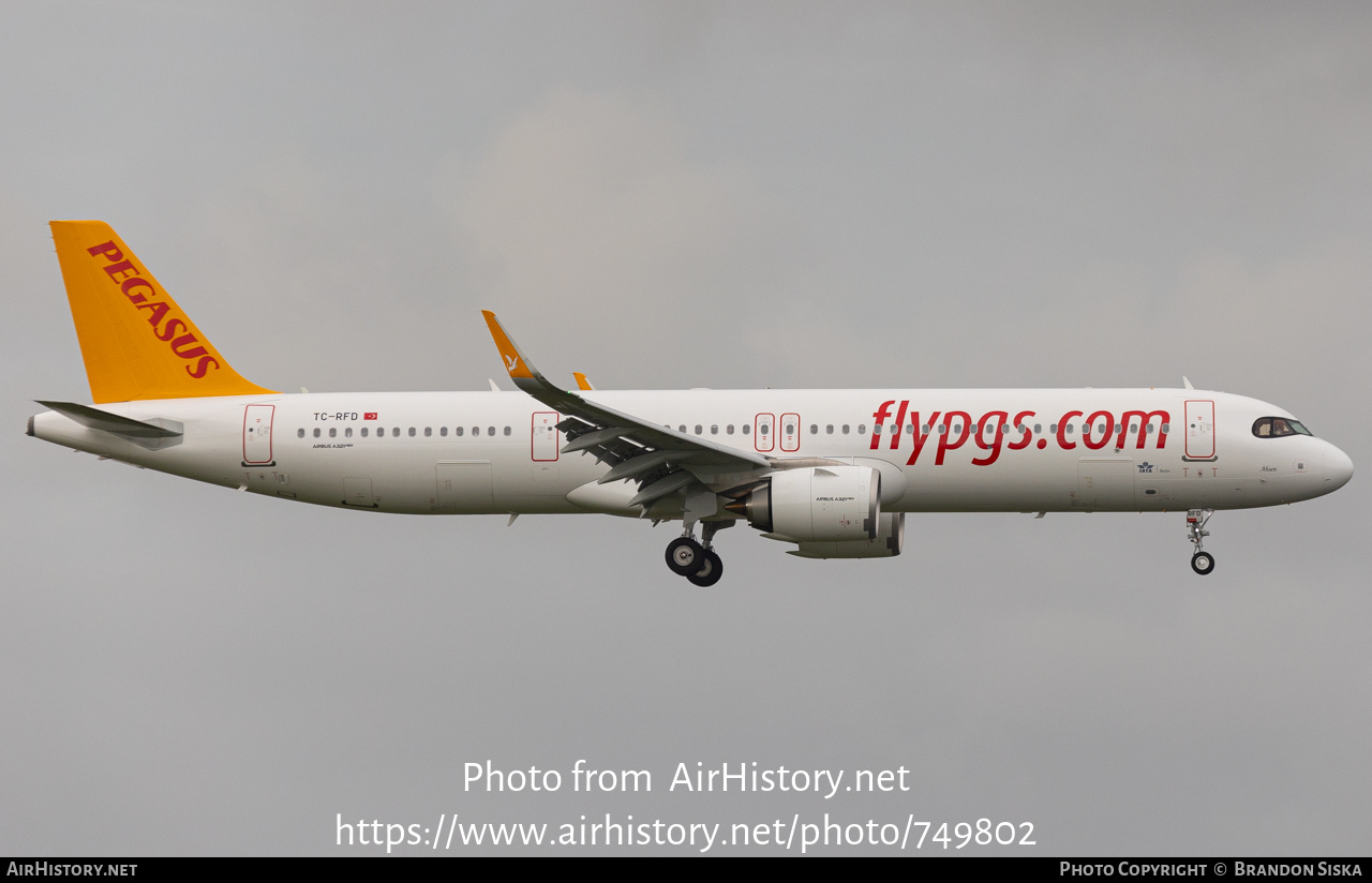 Aircraft Photo of TC-RFD | Airbus A321-251NX | Pegasus Airlines | AirHistory.net #749802