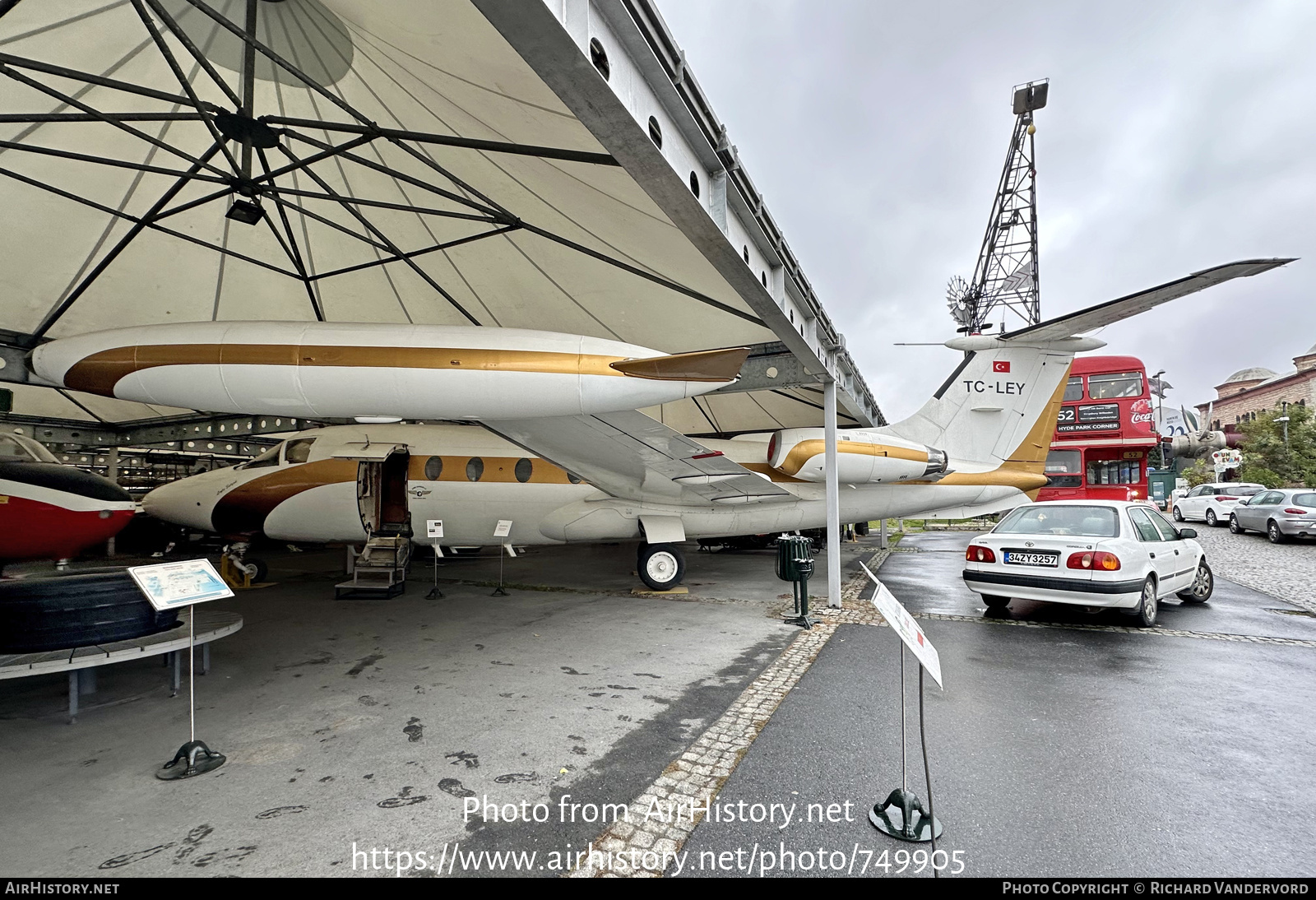 Aircraft Photo of TC-LEY | HFB HFB-320 Hansa Jet | AirHistory.net #749905