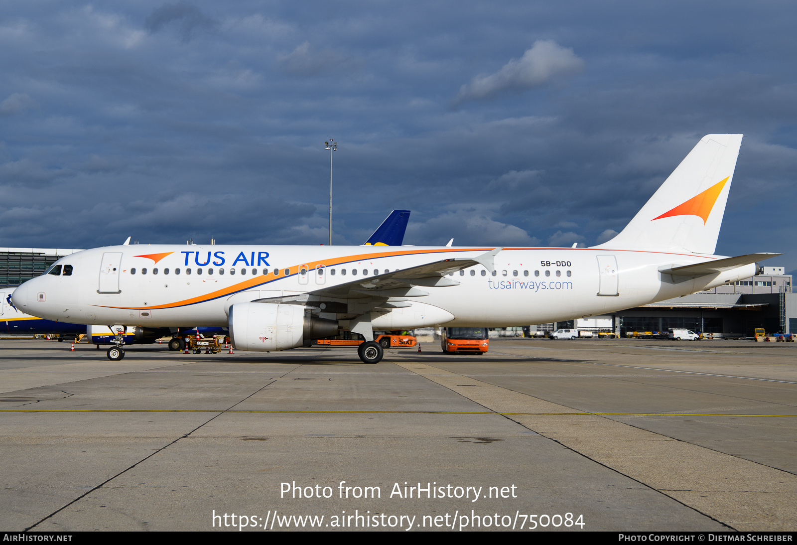 Aircraft Photo of 5B-DDO | Airbus A320-214 | Tus Airways | AirHistory.net #750084