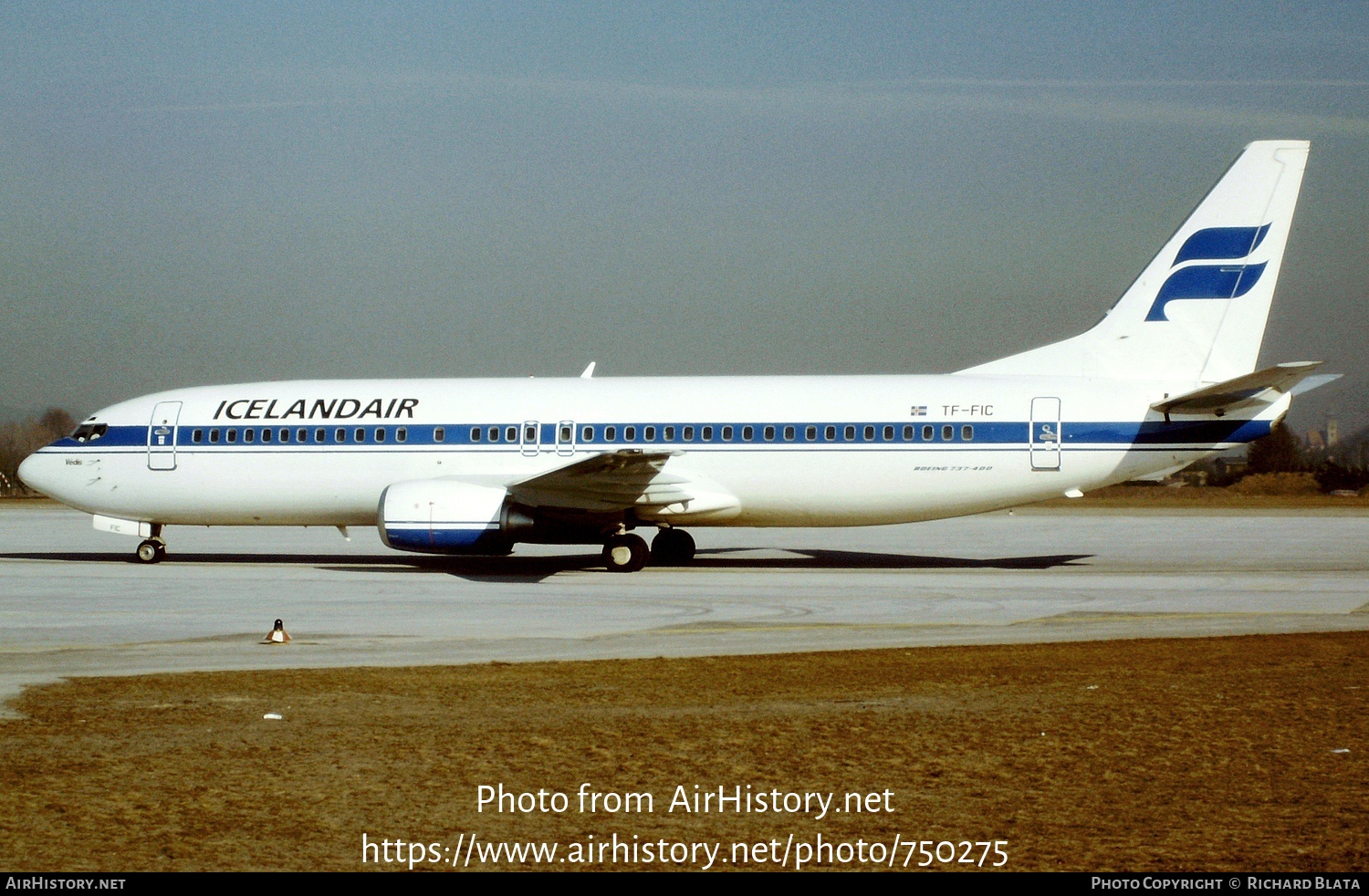 Aircraft Photo of TF-FIC | Boeing 737-408 | Icelandair | AirHistory.net #750275