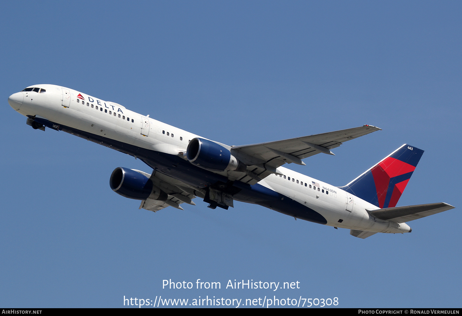 Aircraft Photo of N663DN | Boeing 757-232 | Delta Air Lines | AirHistory.net #750308