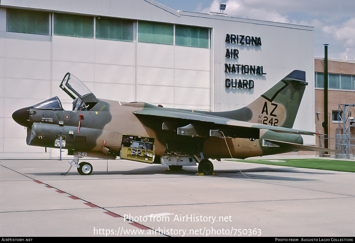 Aircraft Photo of 69-6242 / AF72-242 | LTV A-7D Corsair II | USA - Air Force | AirHistory.net #750363