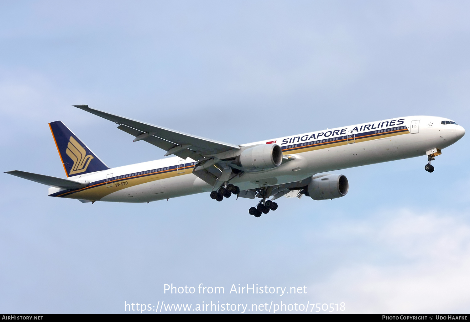 Aircraft Photo of 9V-SYD | Boeing 777-312 | Singapore Airlines | AirHistory.net #750518