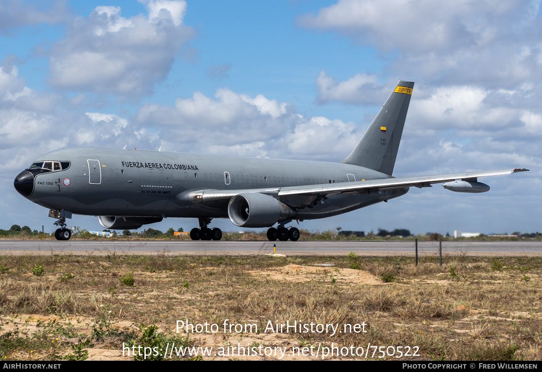 Aircraft Photo of 1202 | Boeing KC-767/MMTT Jupiter (767-2J6ER) | Colombia - Air Force | AirHistory.net #750522