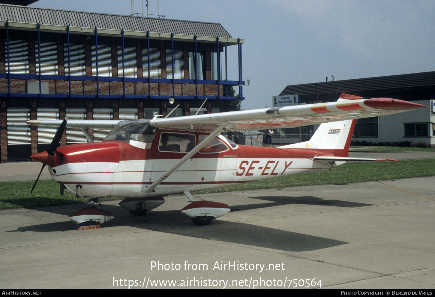 Aircraft Photo of SE-ELY | Reims F172H | AirHistory.net #750564