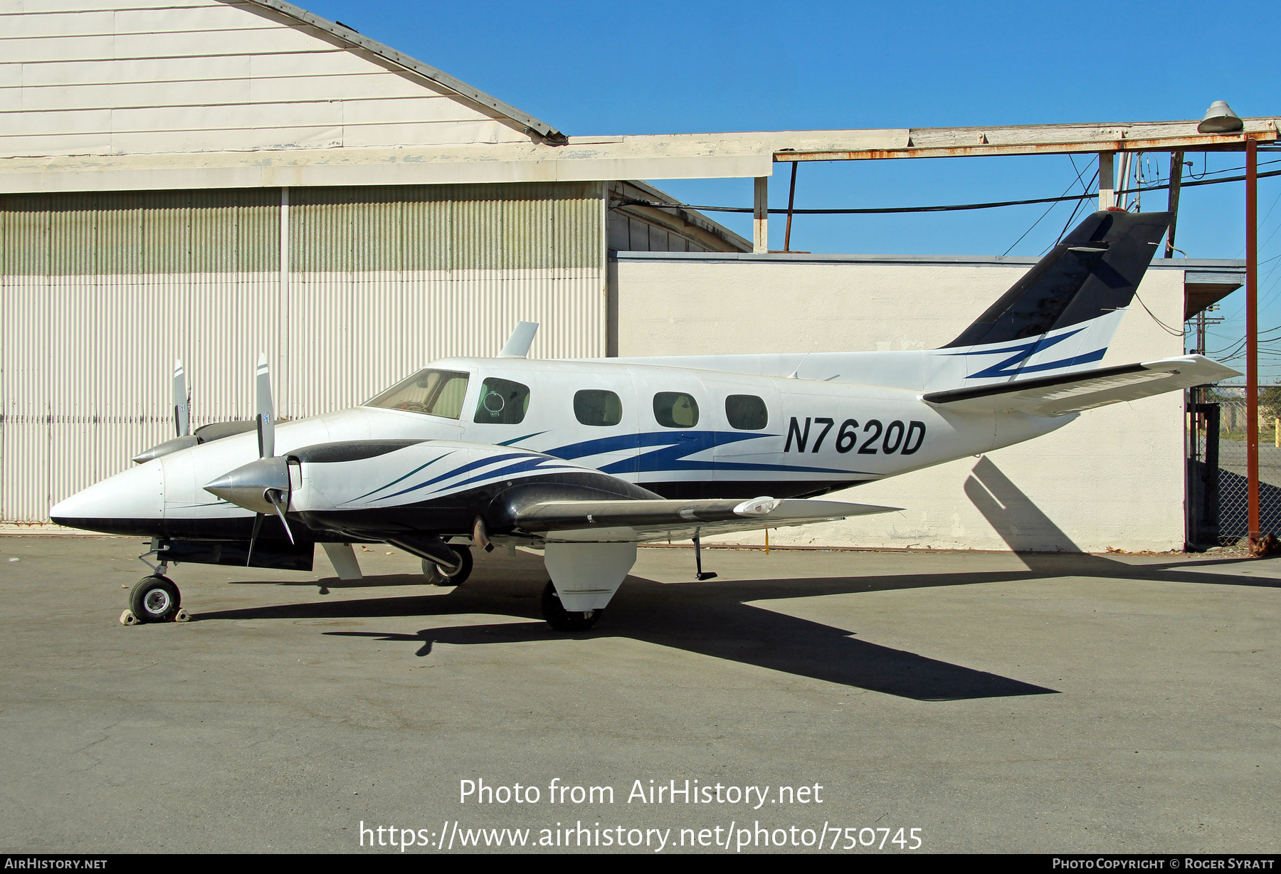 Aircraft Photo of N7620D | Beech A60 Duke | AirHistory.net #750745